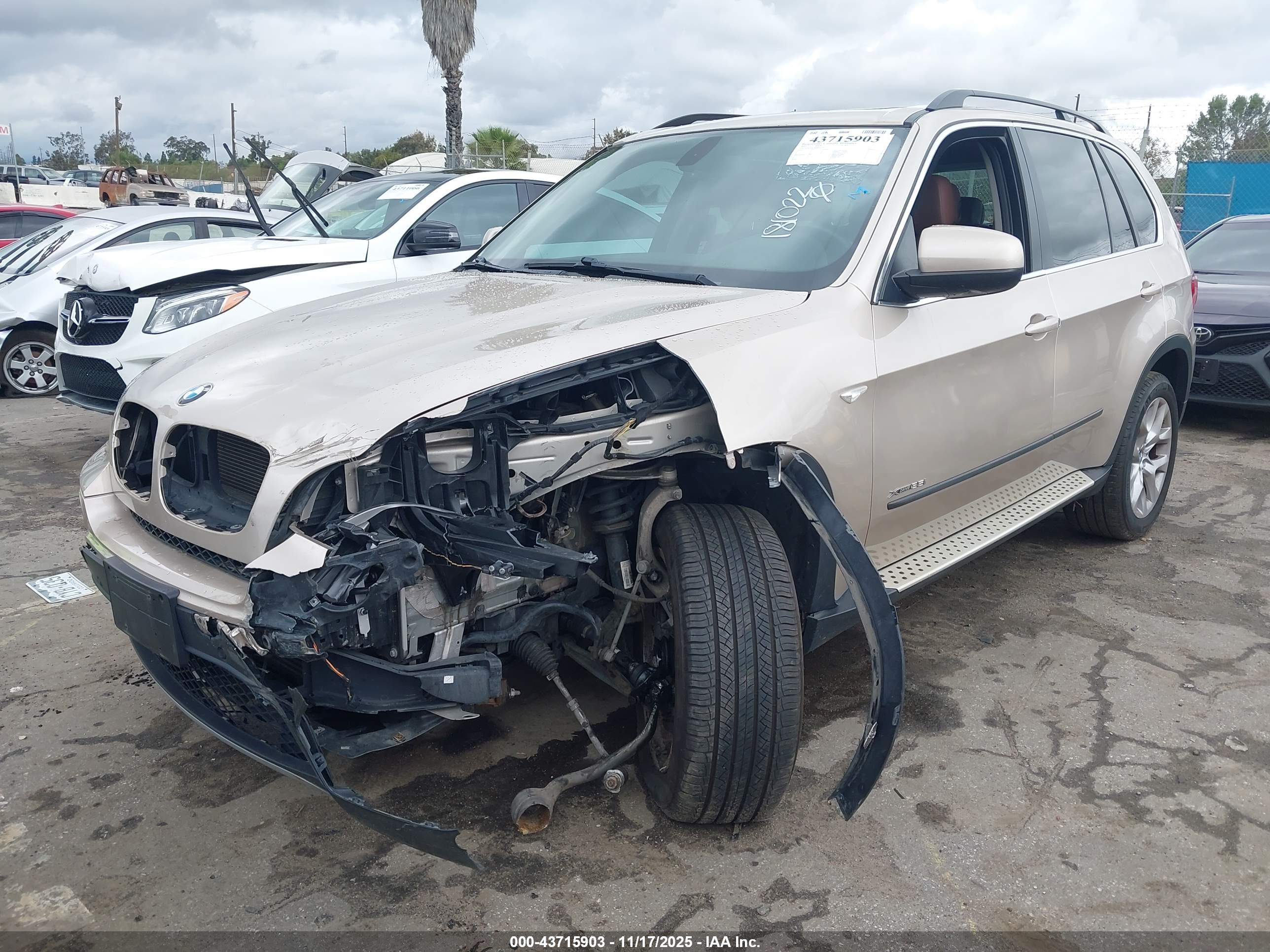 BMW X5 image 2