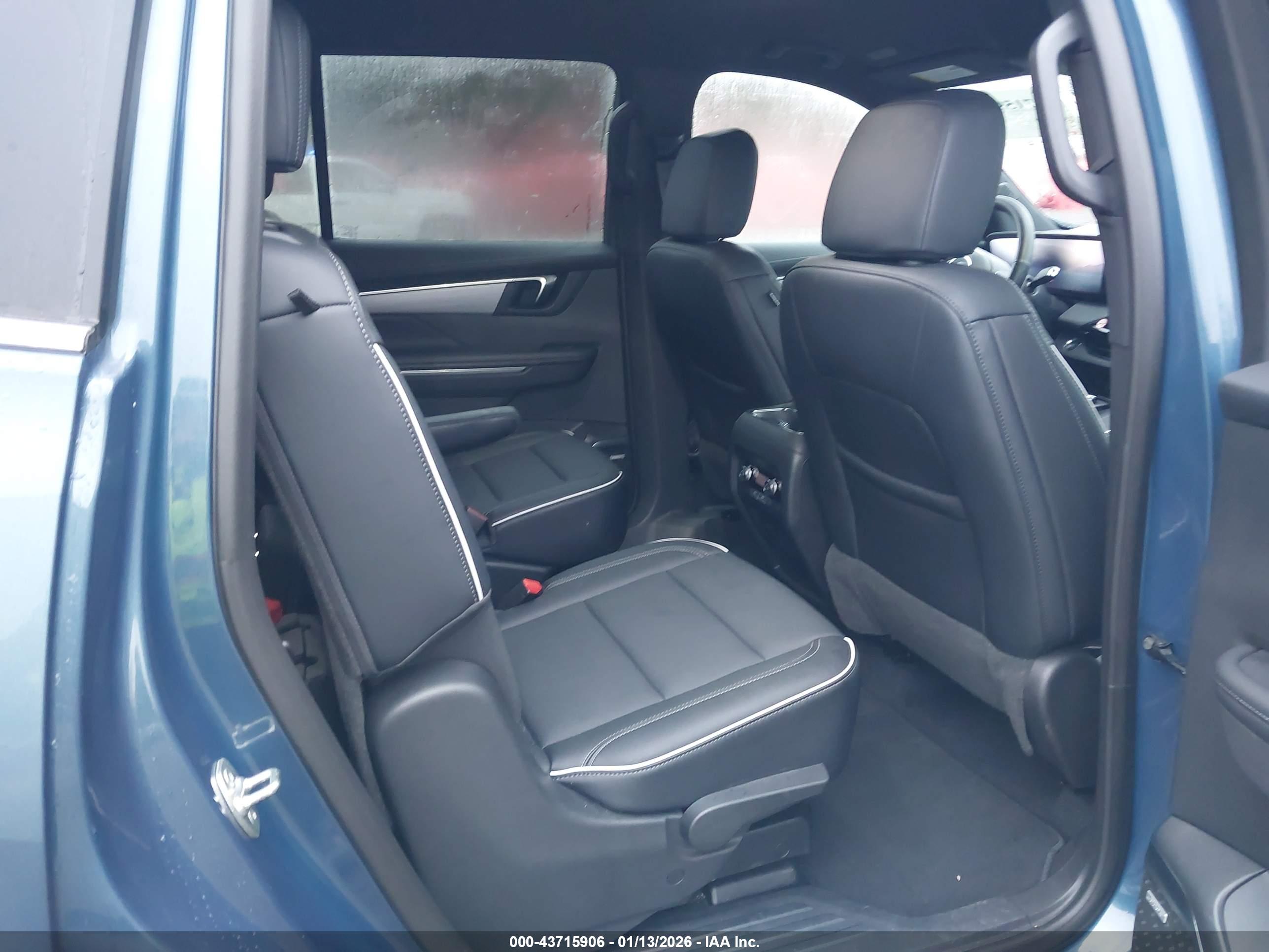 BUICK ENCLAVE image 8