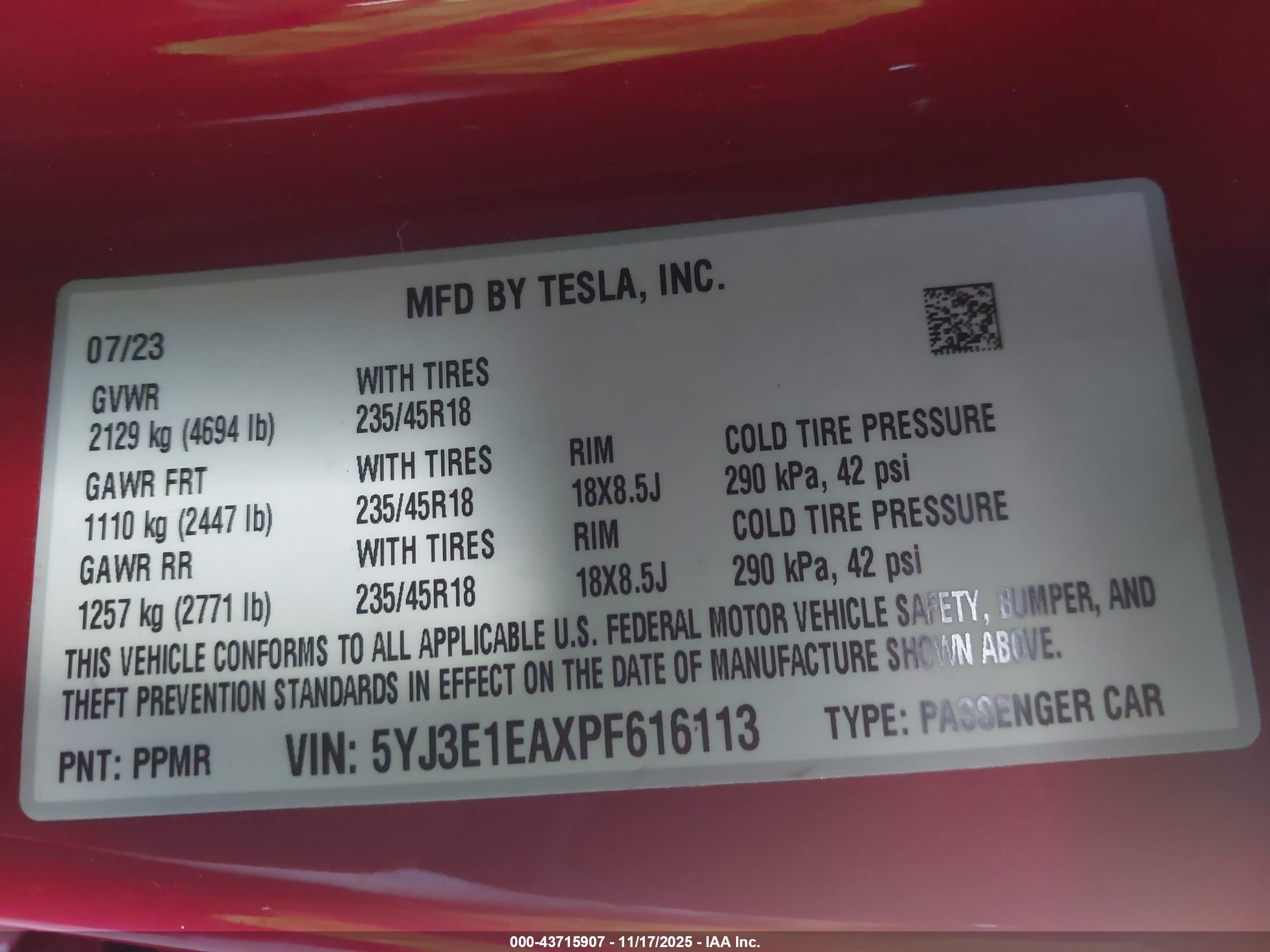 TESLA MODEL image 9