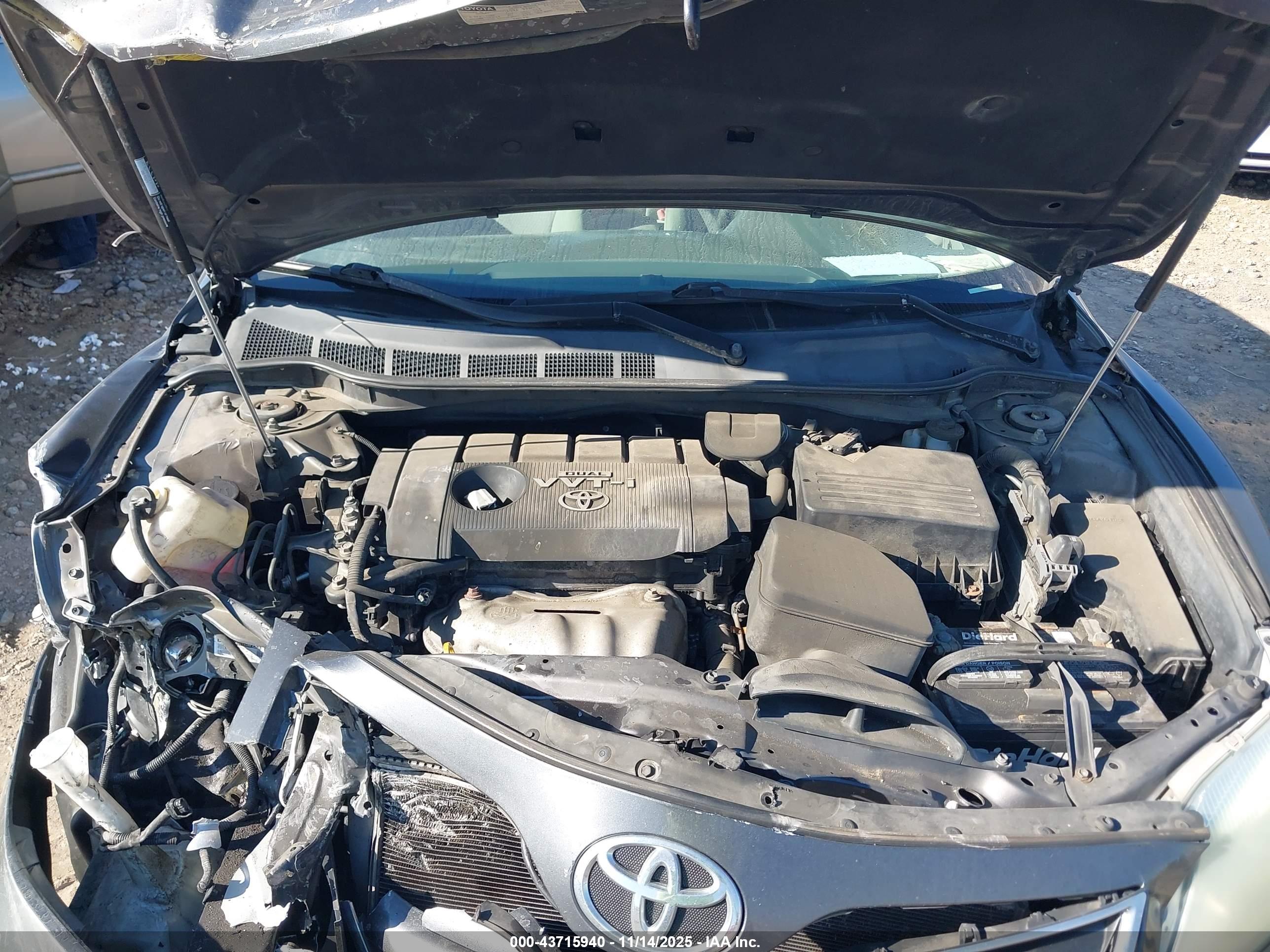 TOYOTA CAMRY image 10