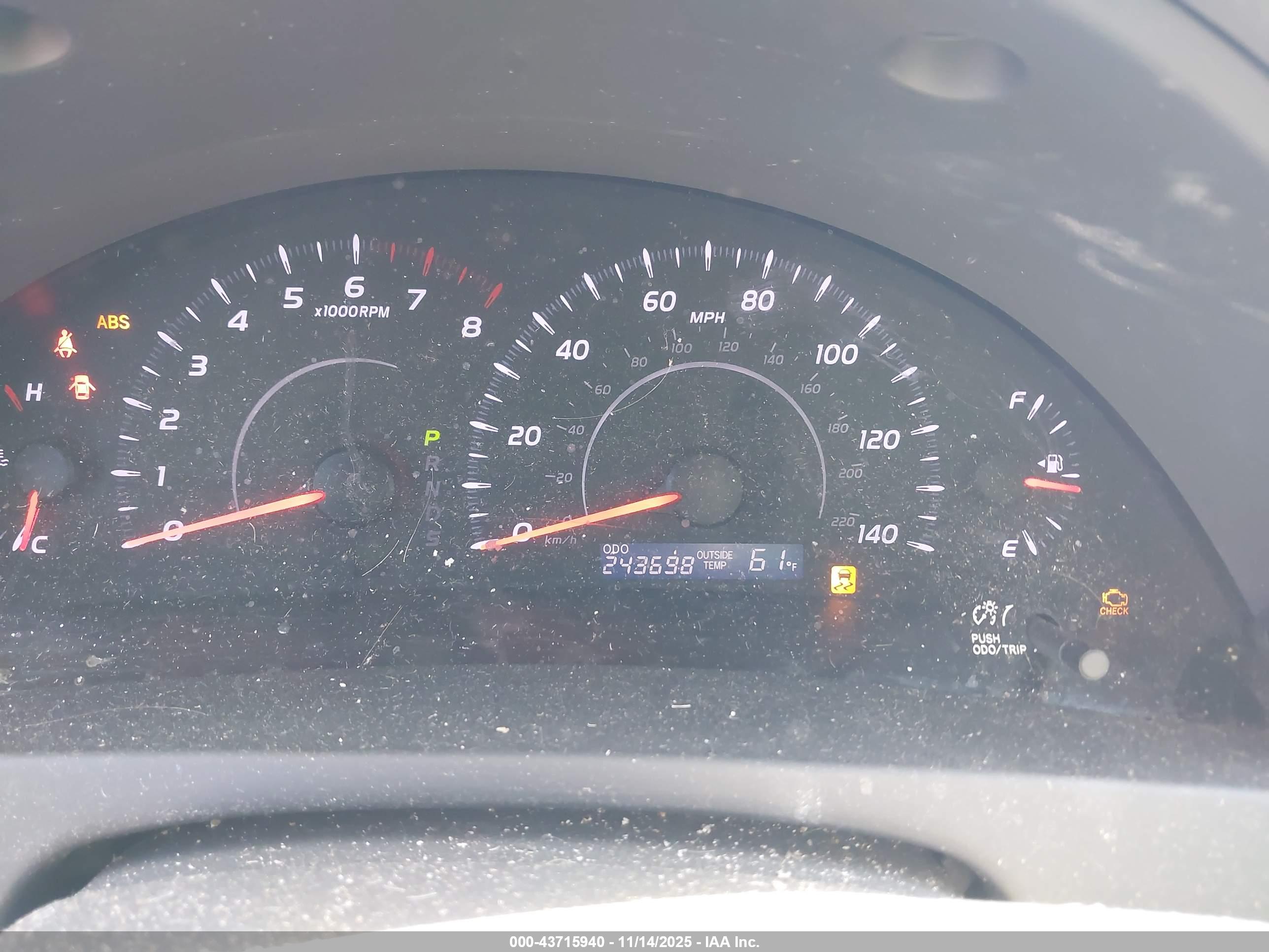 TOYOTA CAMRY image 7
