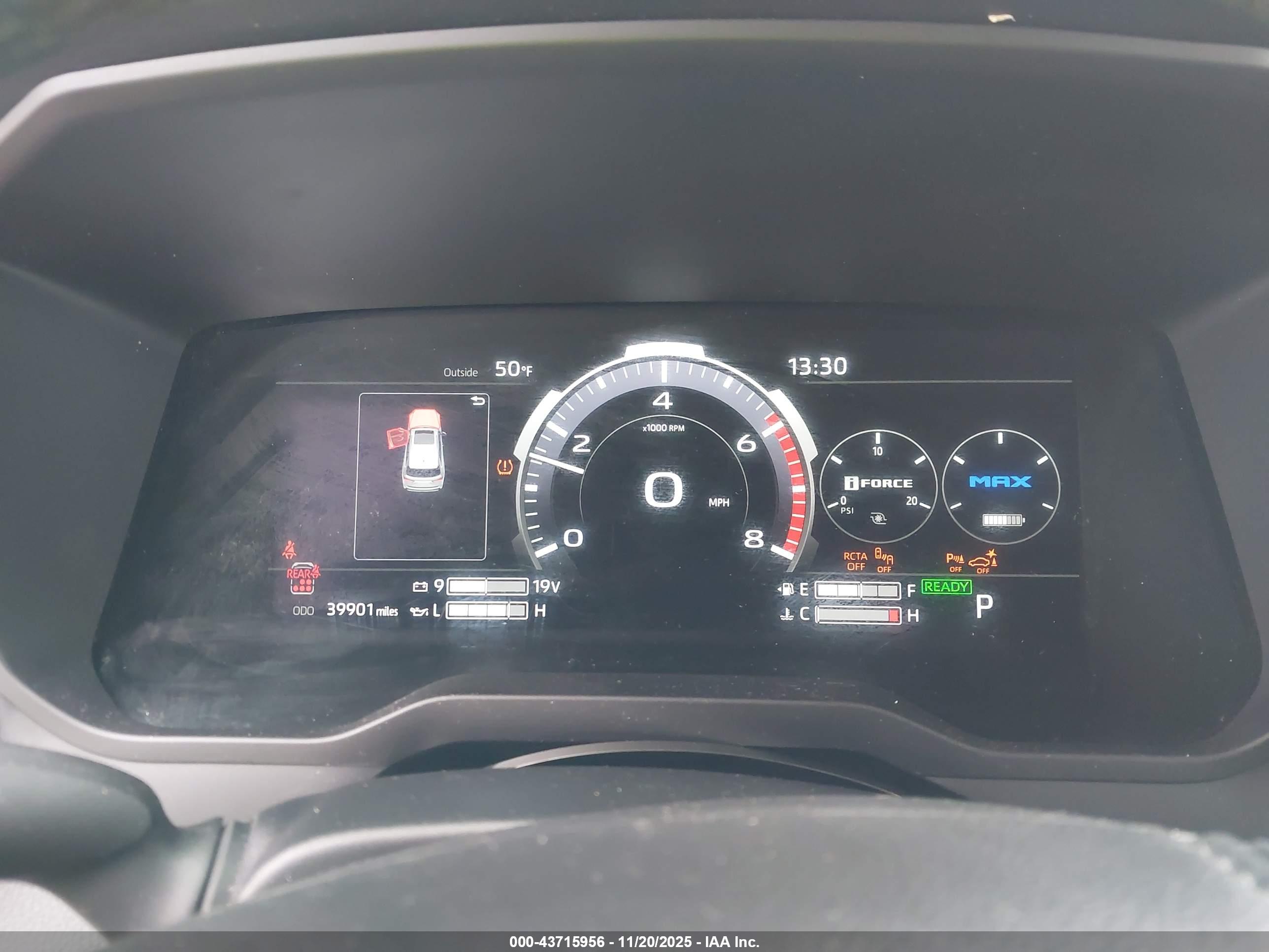 TOYOTA SEQUOIA image 7