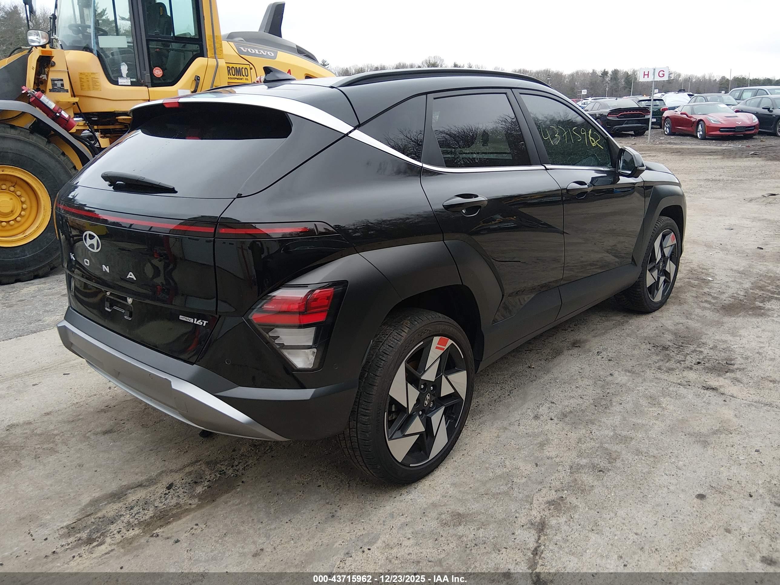 HYUNDAI KONA image 4
