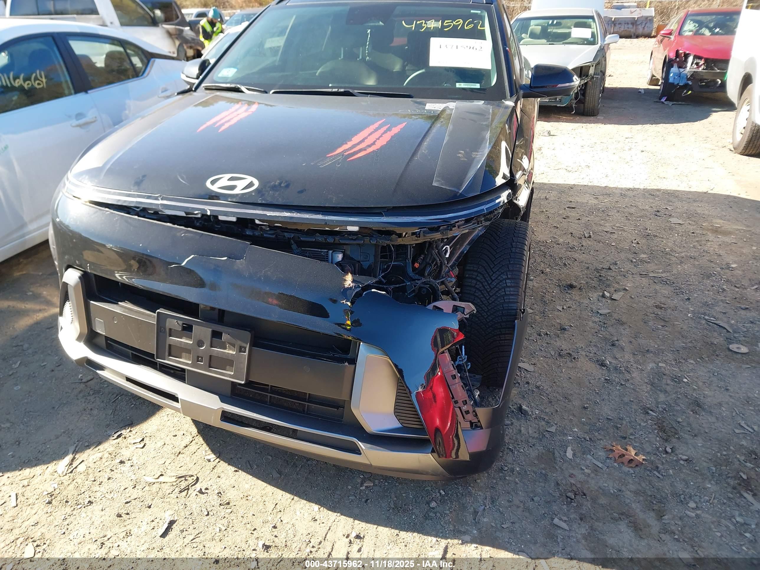 HYUNDAI KONA image 6