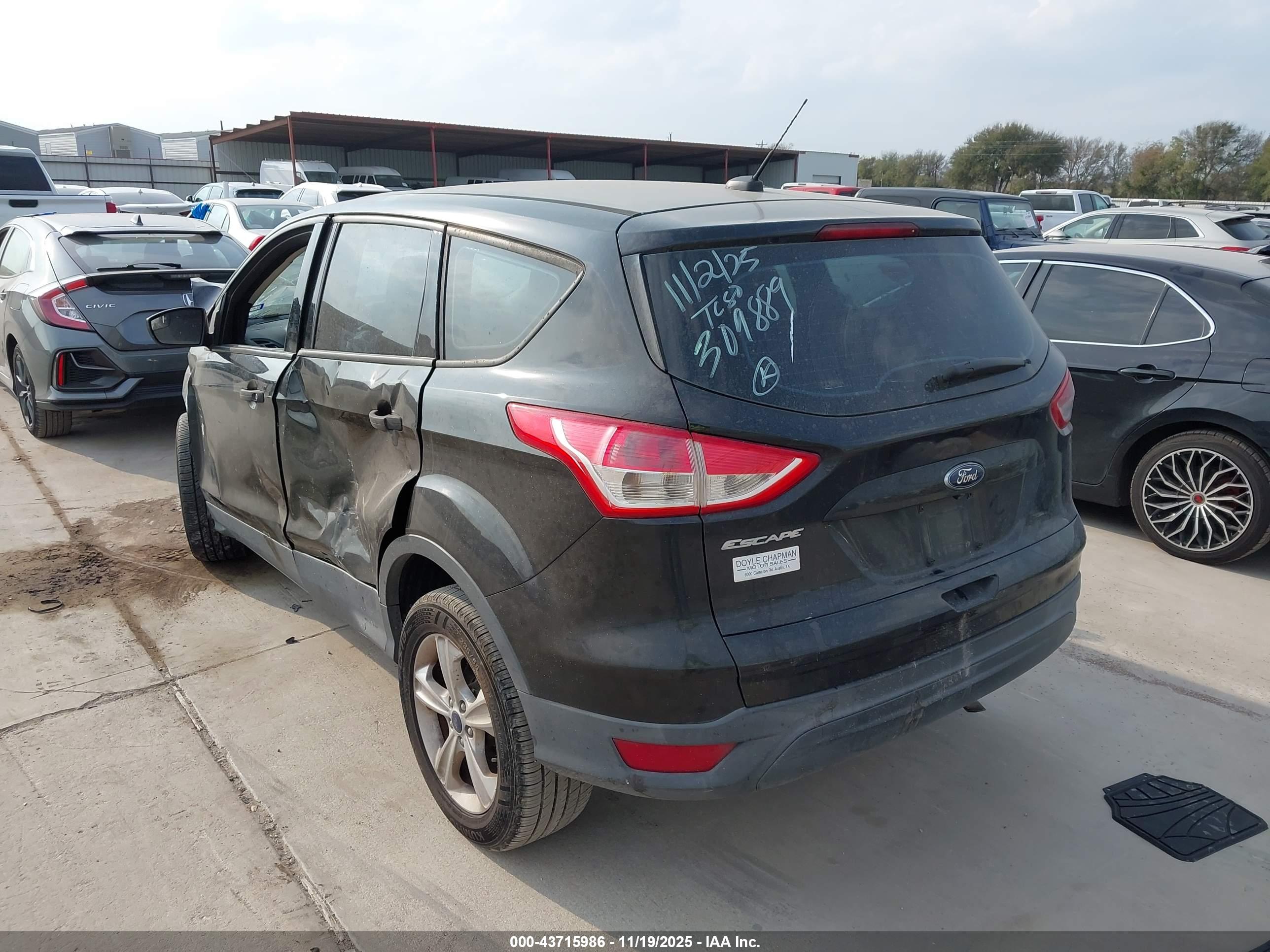 FORD ESCAPE image 3