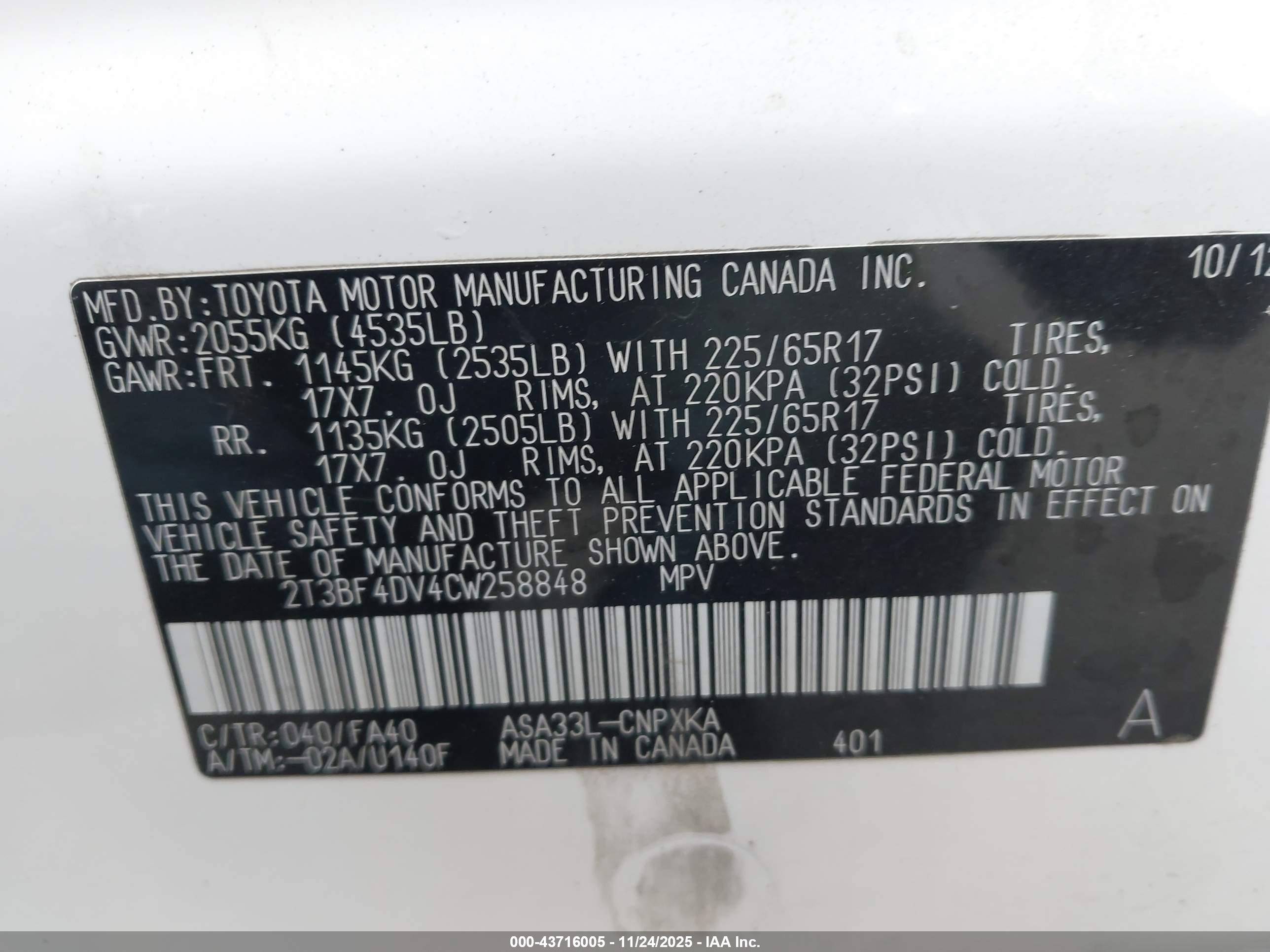 TOYOTA RAV4 image 9