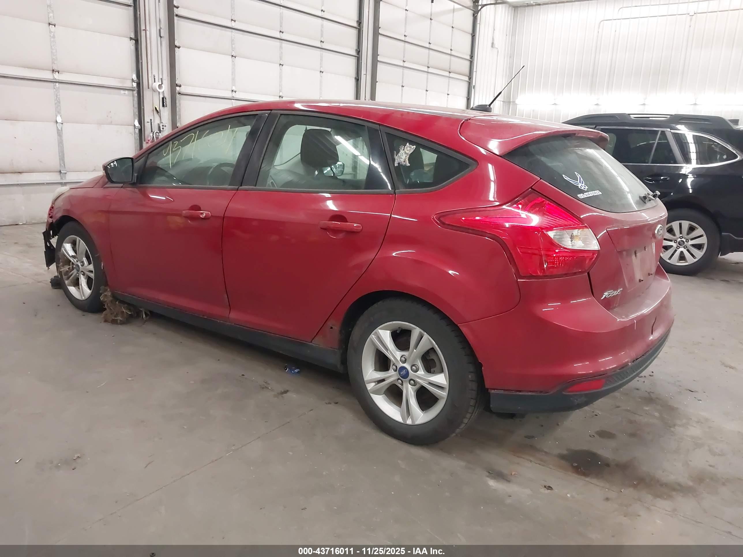 FORD FOCUS image 3