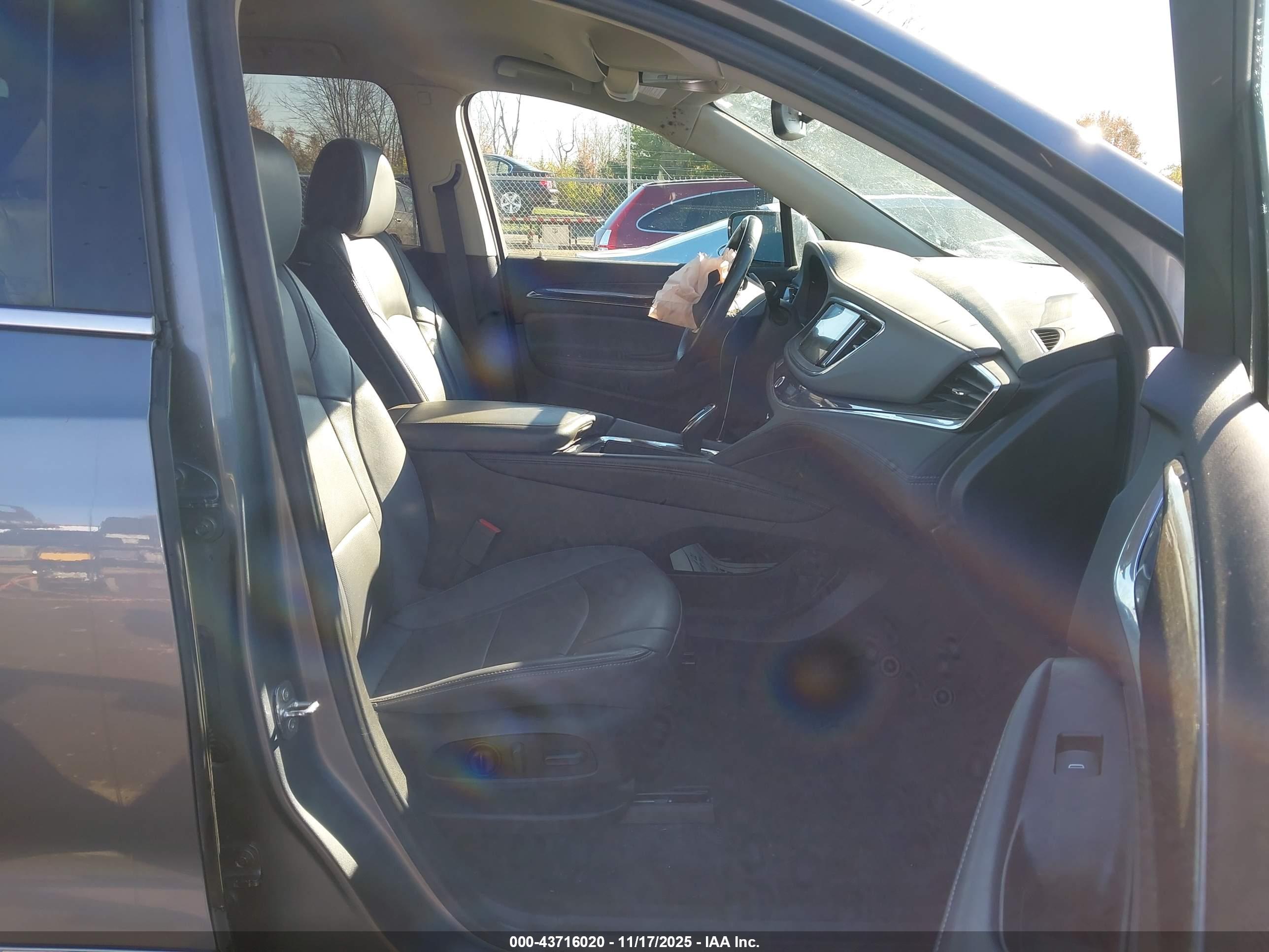 BUICK ENCLAVE image 5