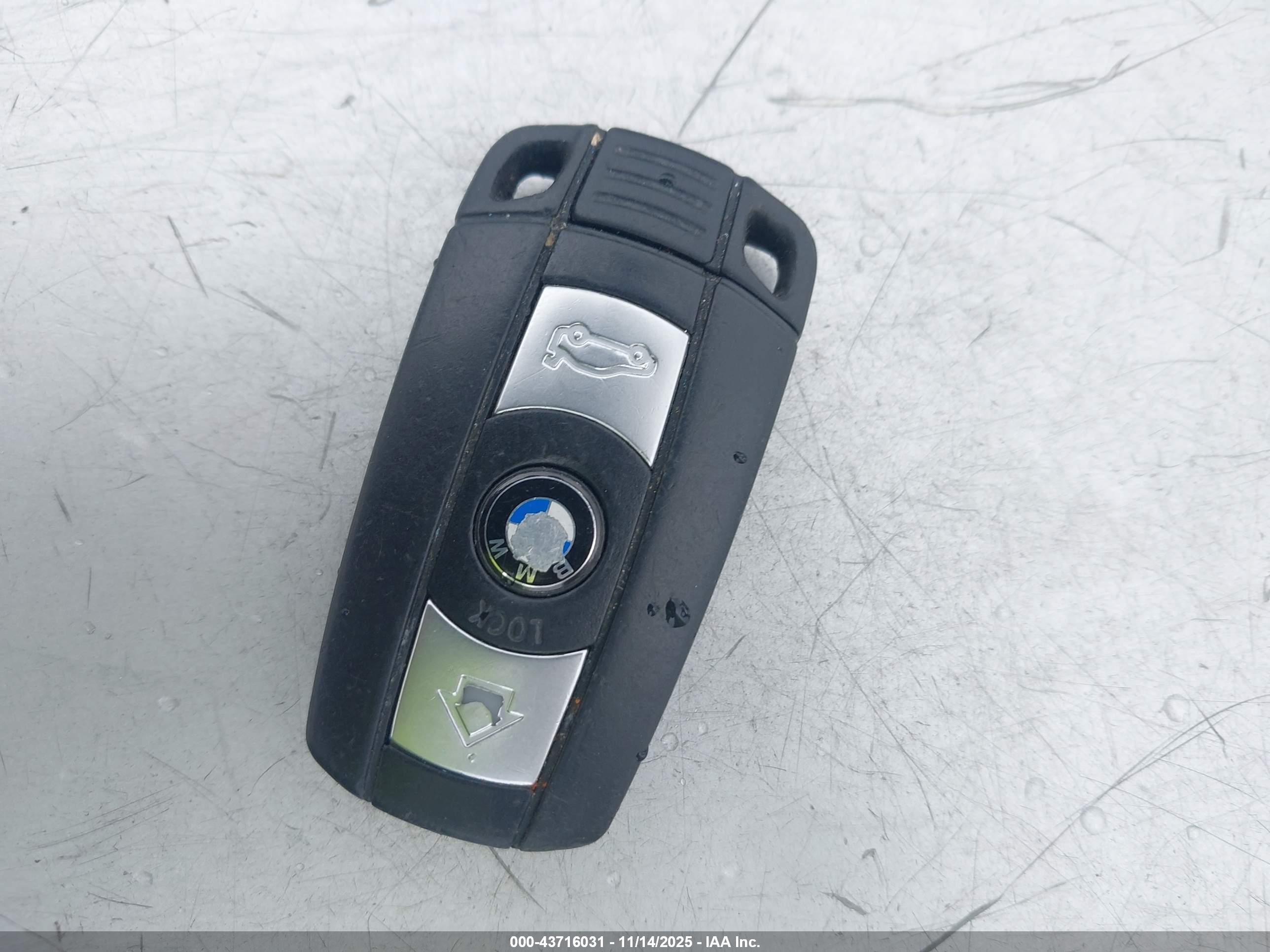 BMW 335I image 11