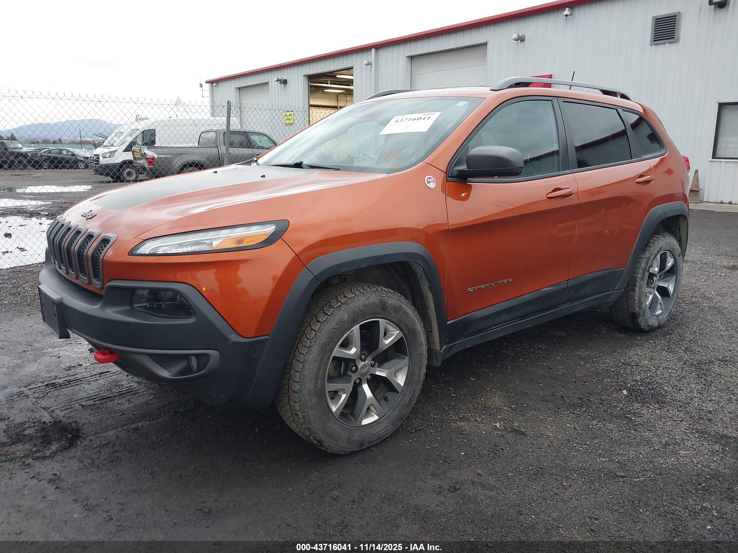 JEEP CHEROKEE image 2