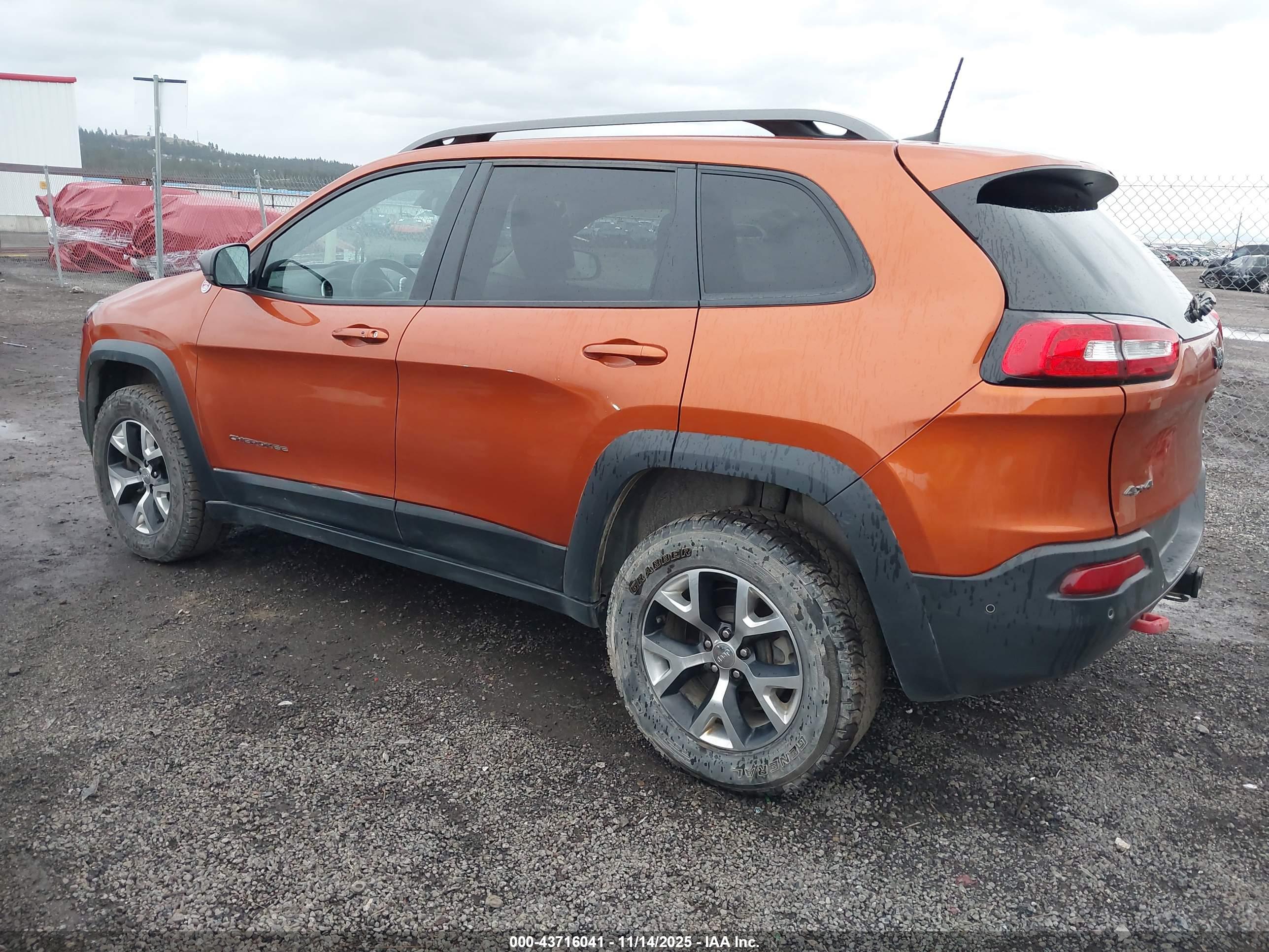 JEEP CHEROKEE image 3