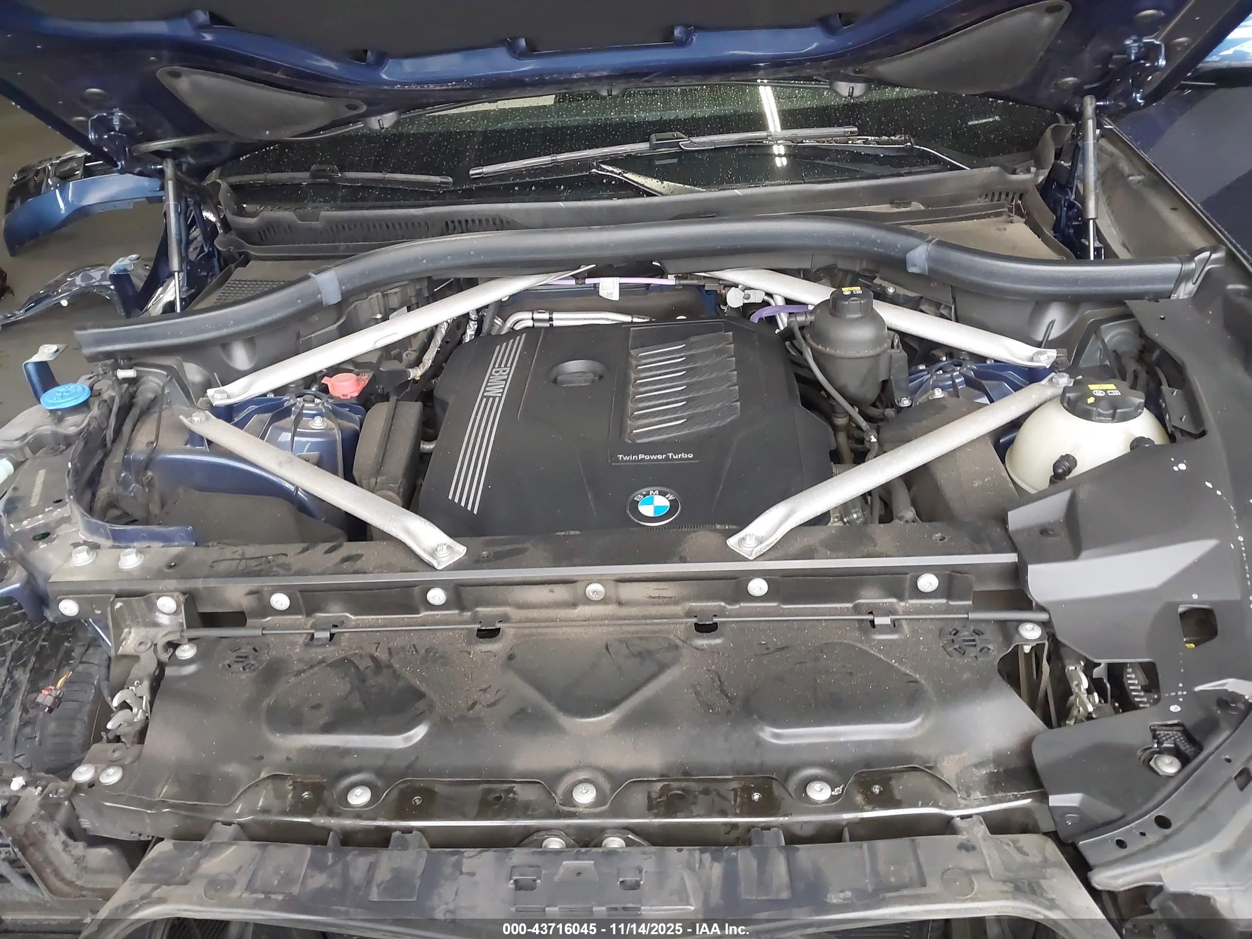 BMW X5 image 10