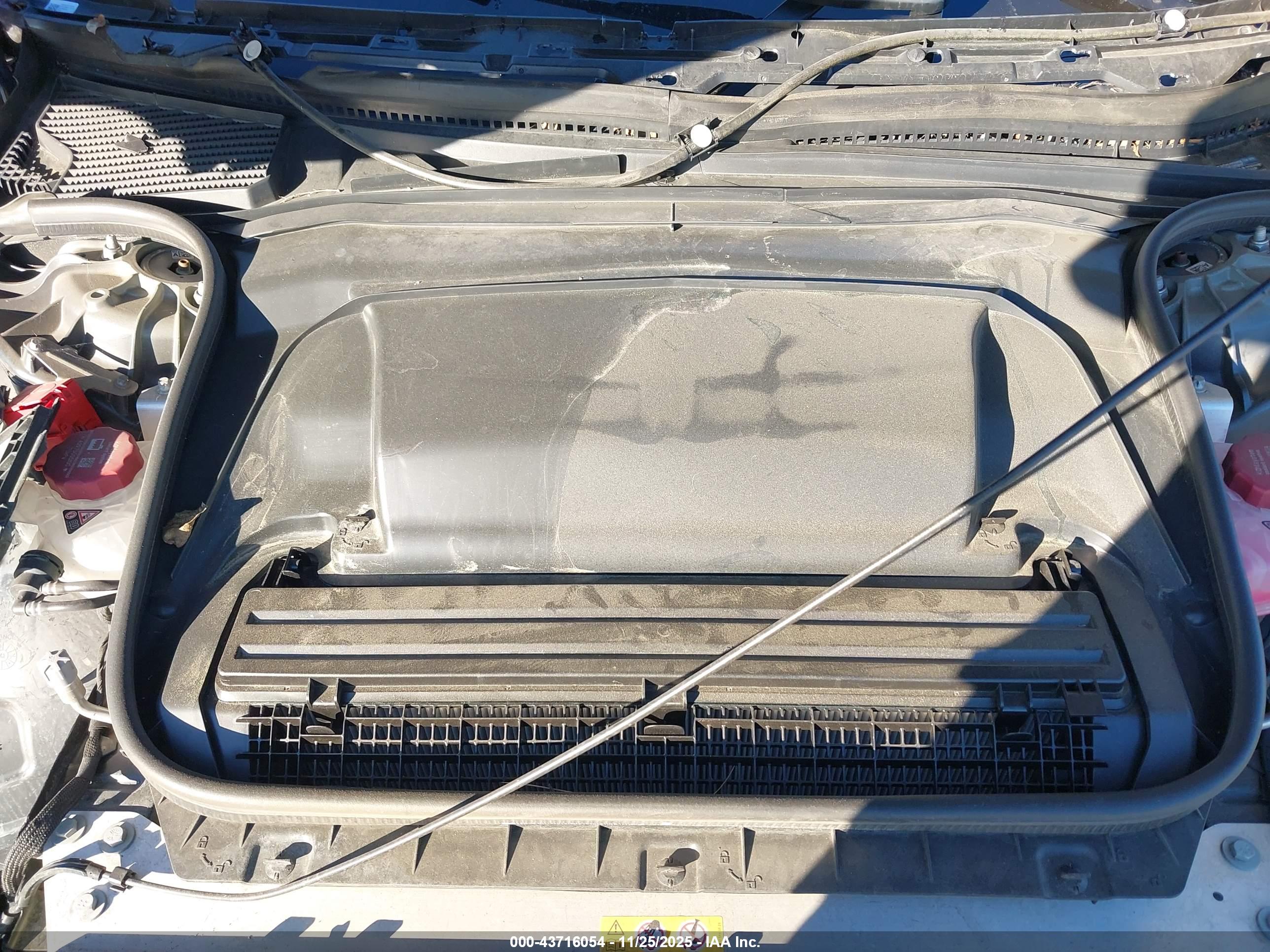 MERCEDES-BENZ EQE image 10
