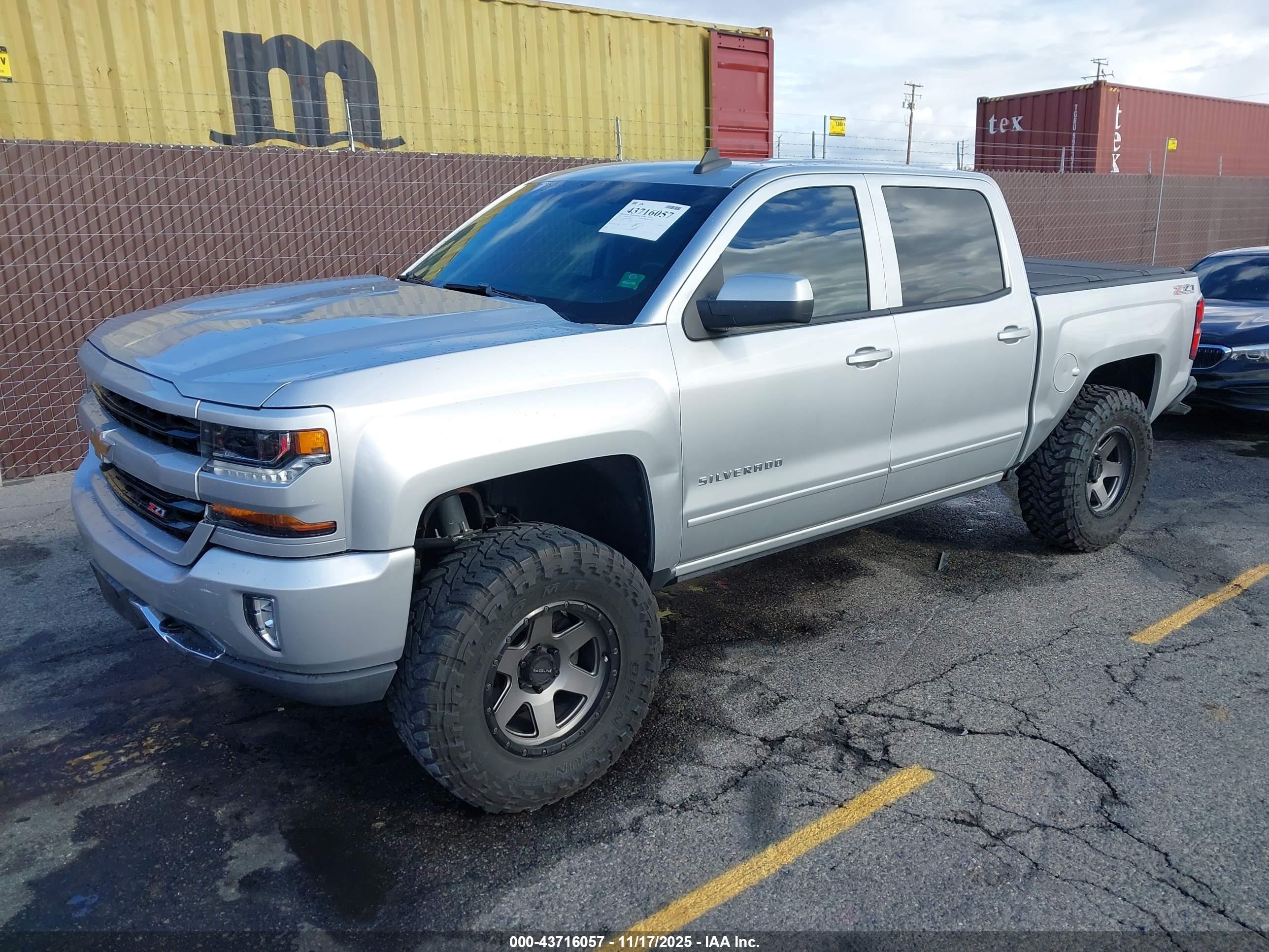 CHEVROLET SILVERADO image 2