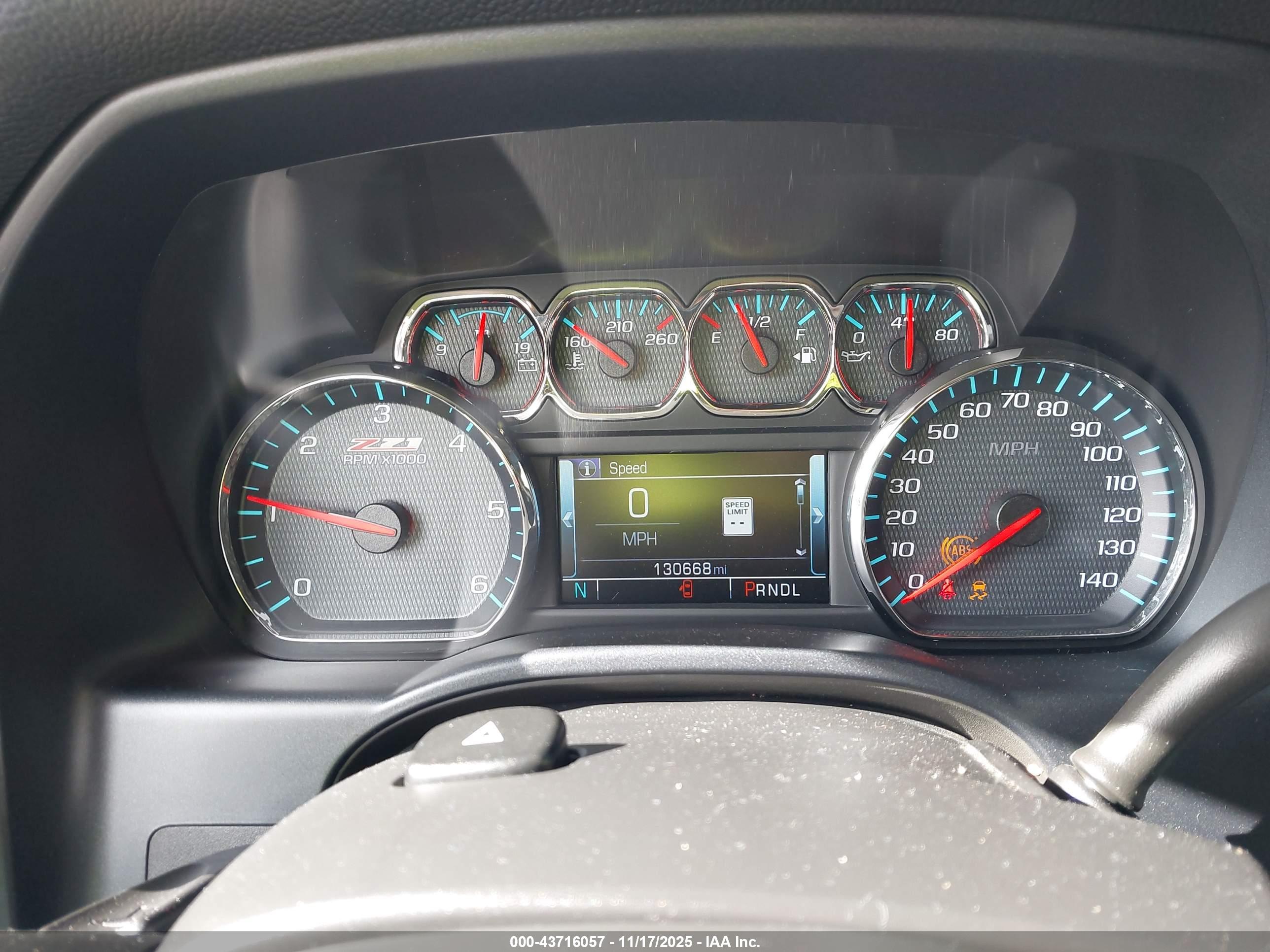 CHEVROLET SILVERADO image 7