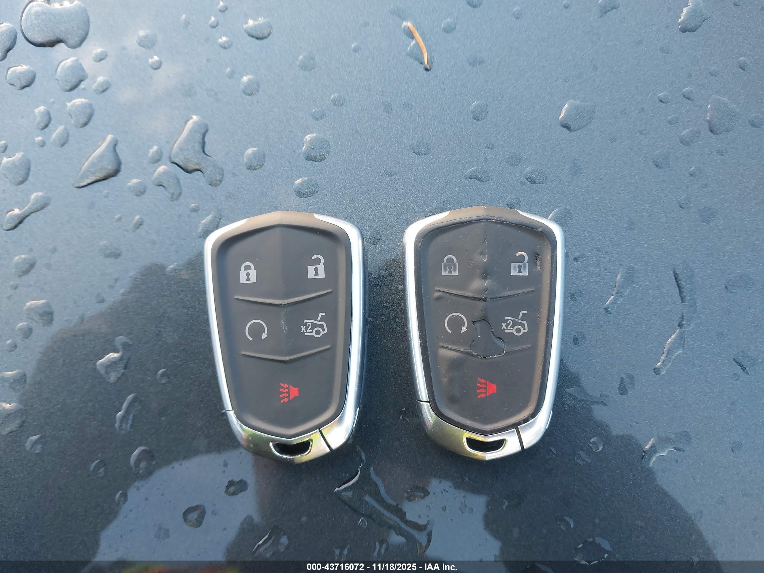 CADILLAC CTS image 11