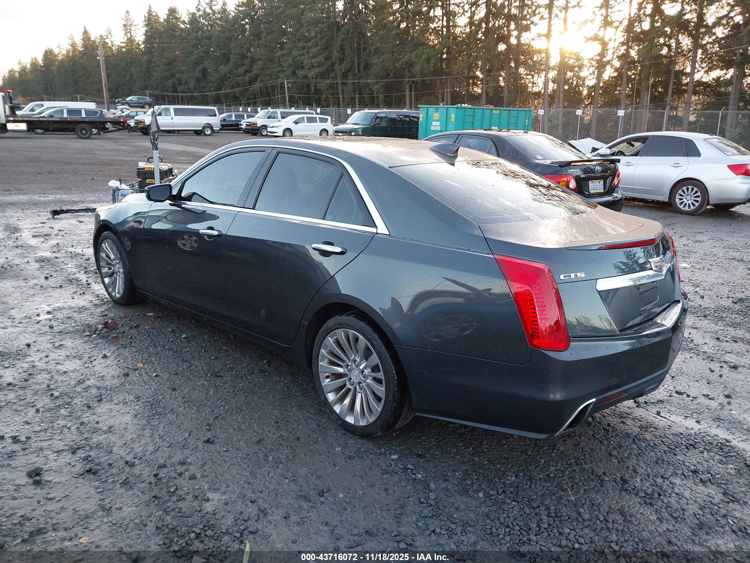 CADILLAC CTS image 3