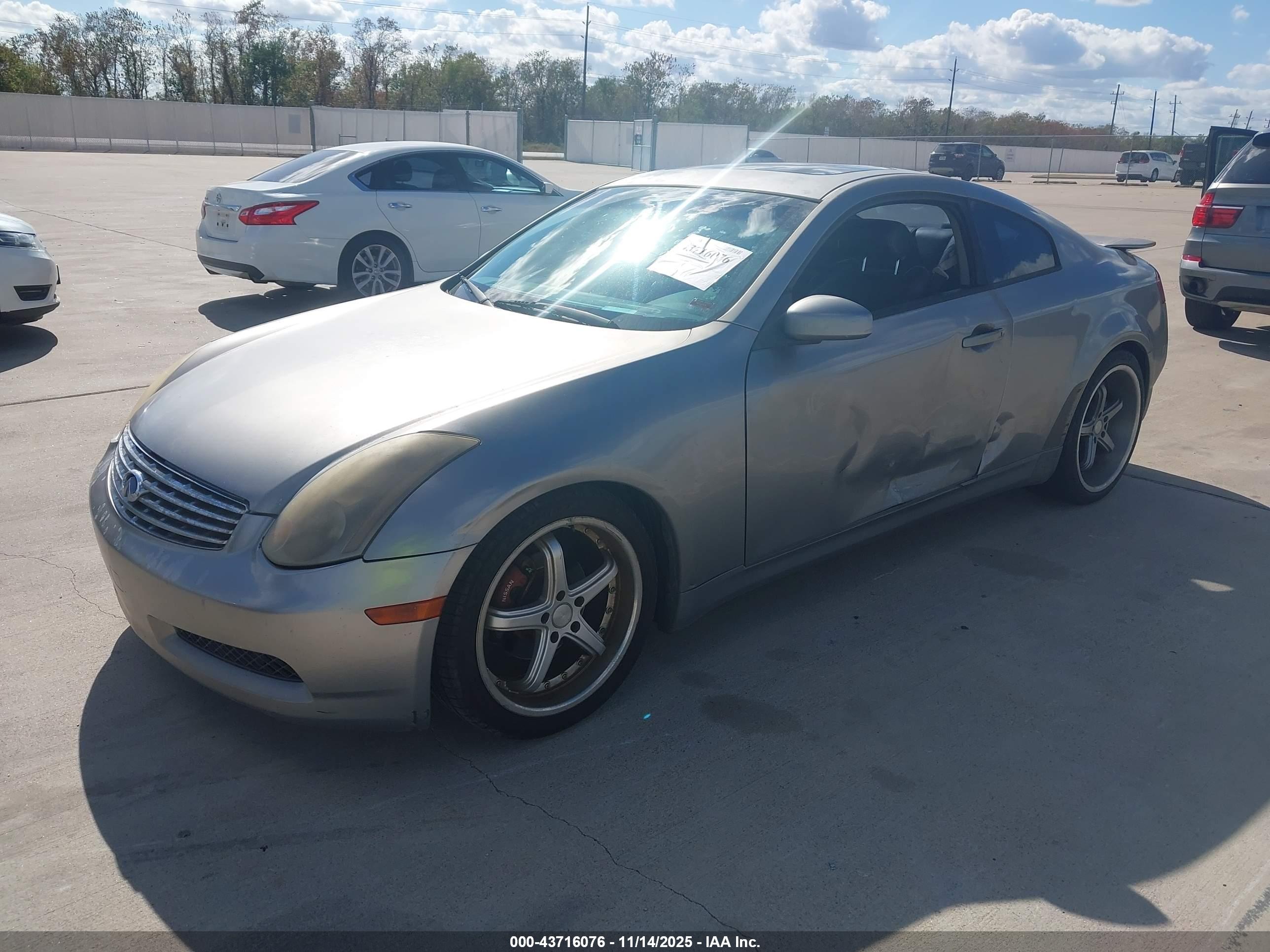 INFINITI G35 image 2