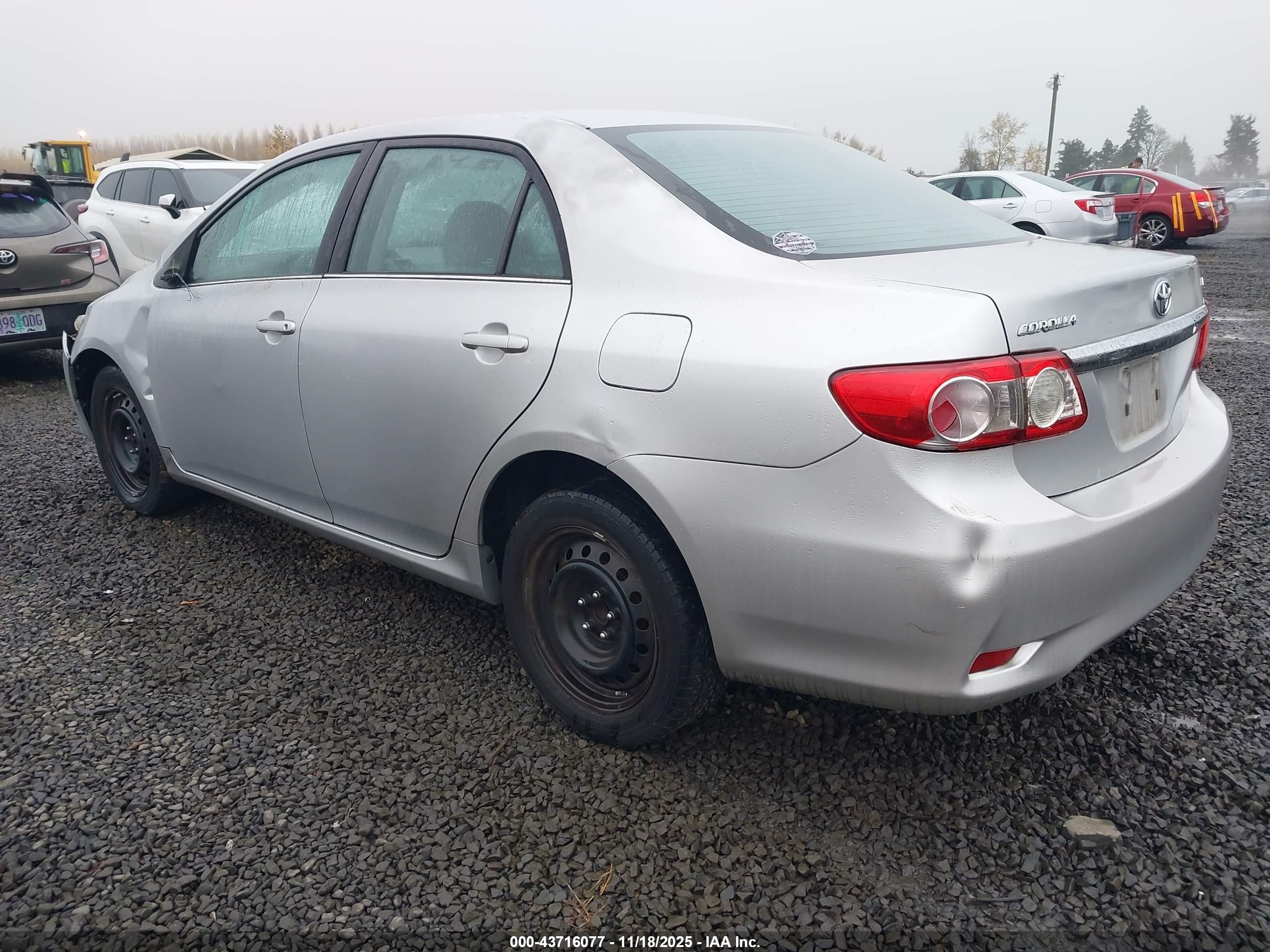 TOYOTA COROLLA image 3