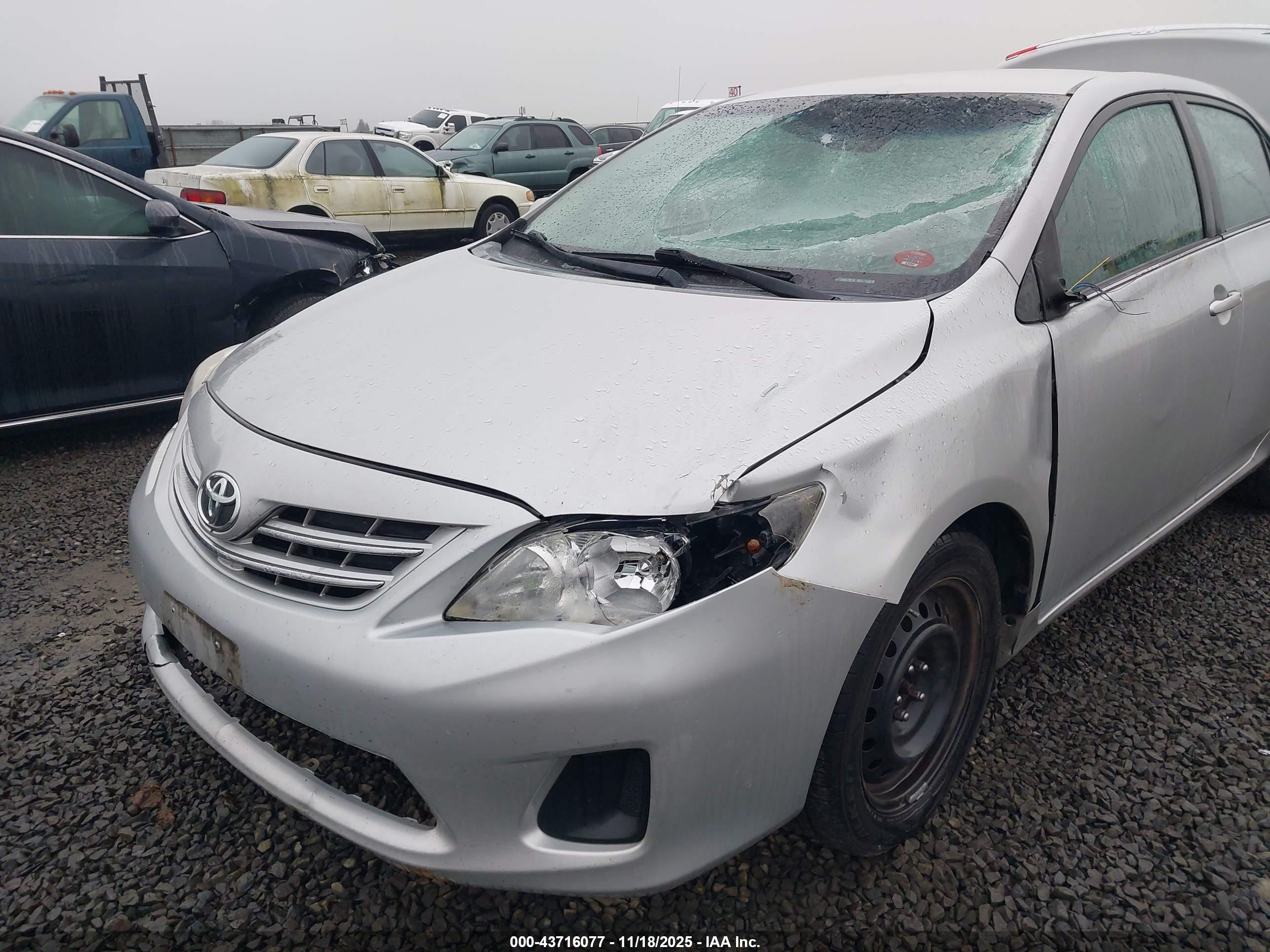 TOYOTA COROLLA image 6