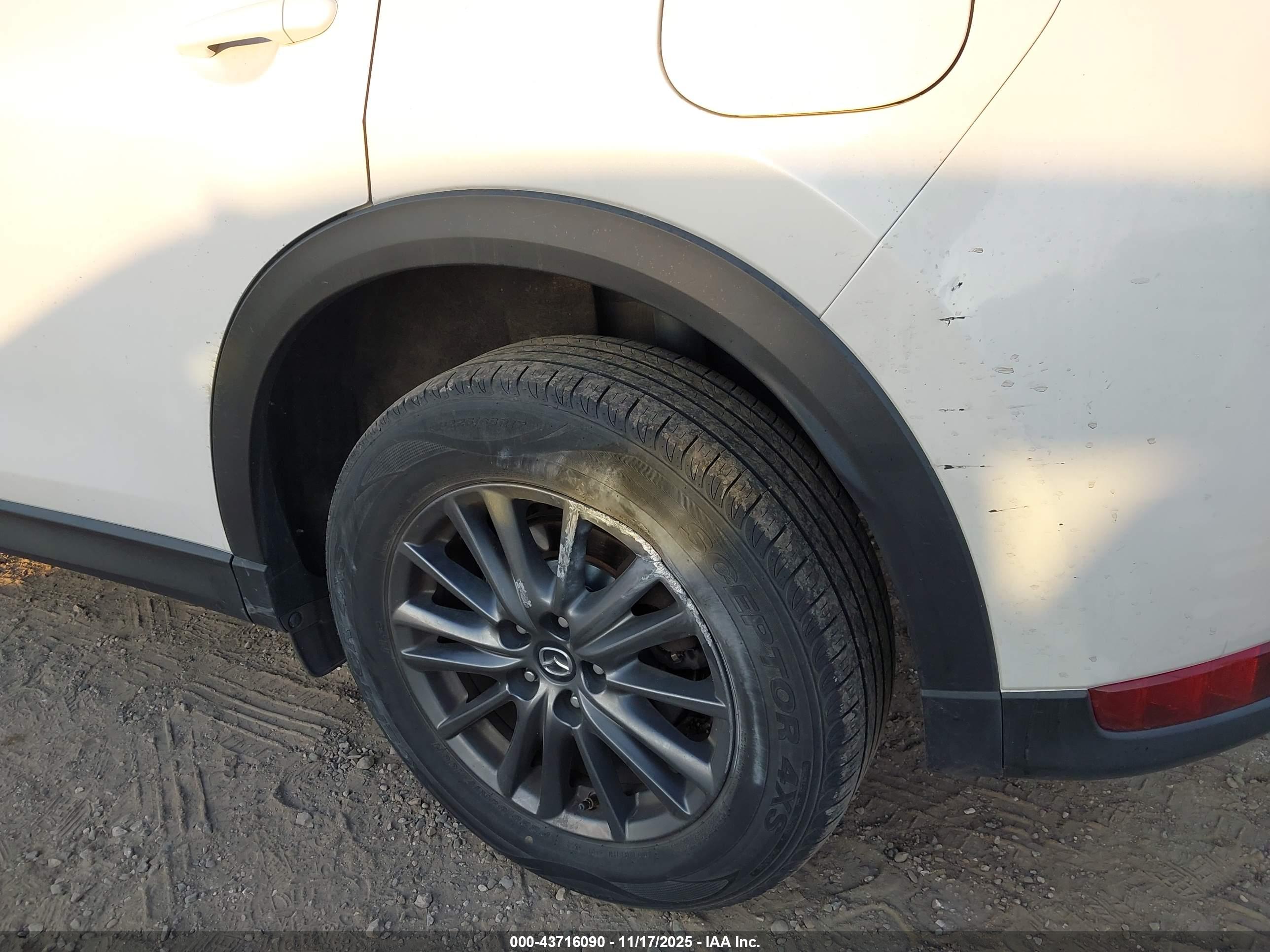 MAZDA CX-5 image 6