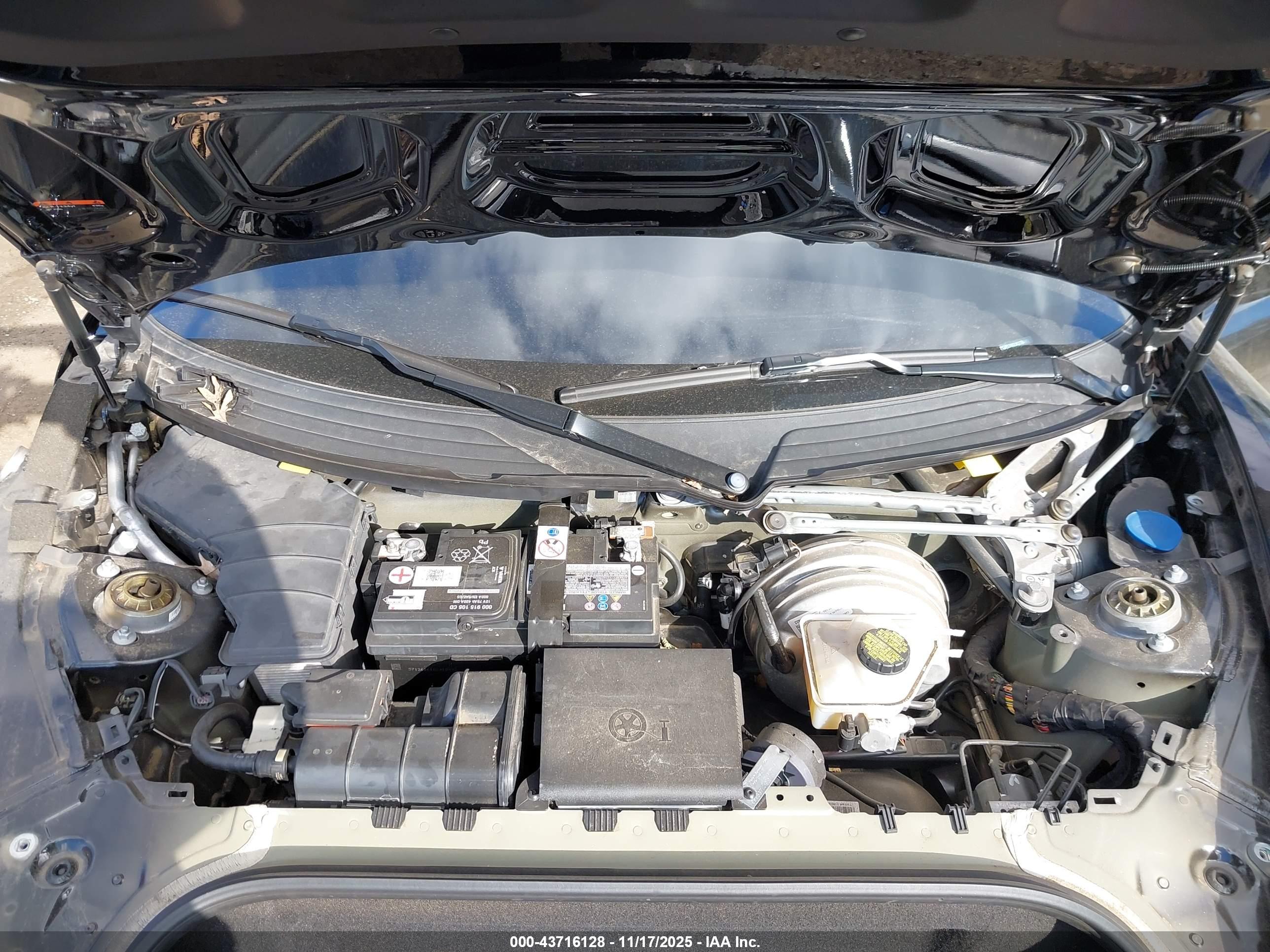 PORSCHE 718 image 10