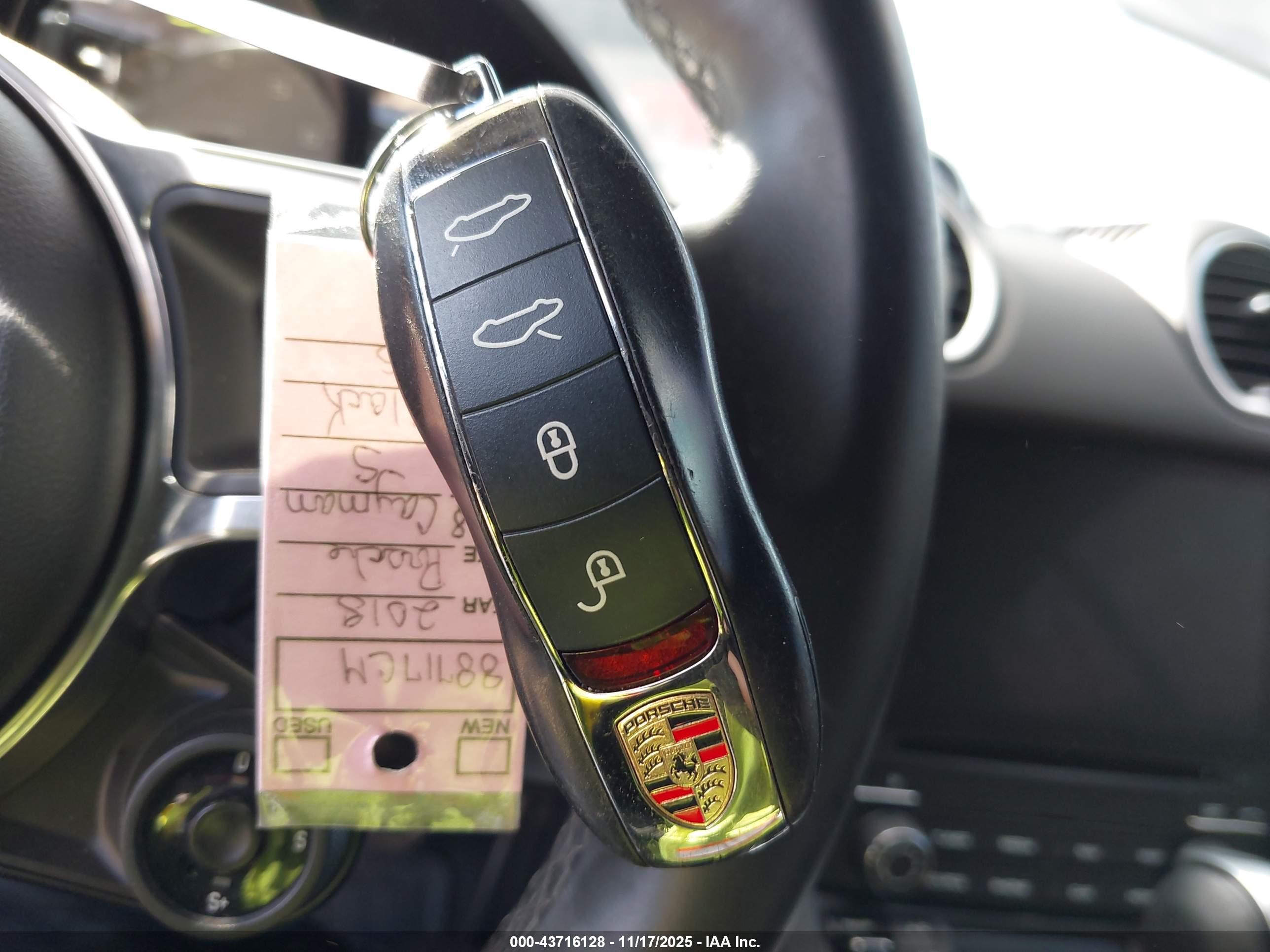 PORSCHE 718 image 11