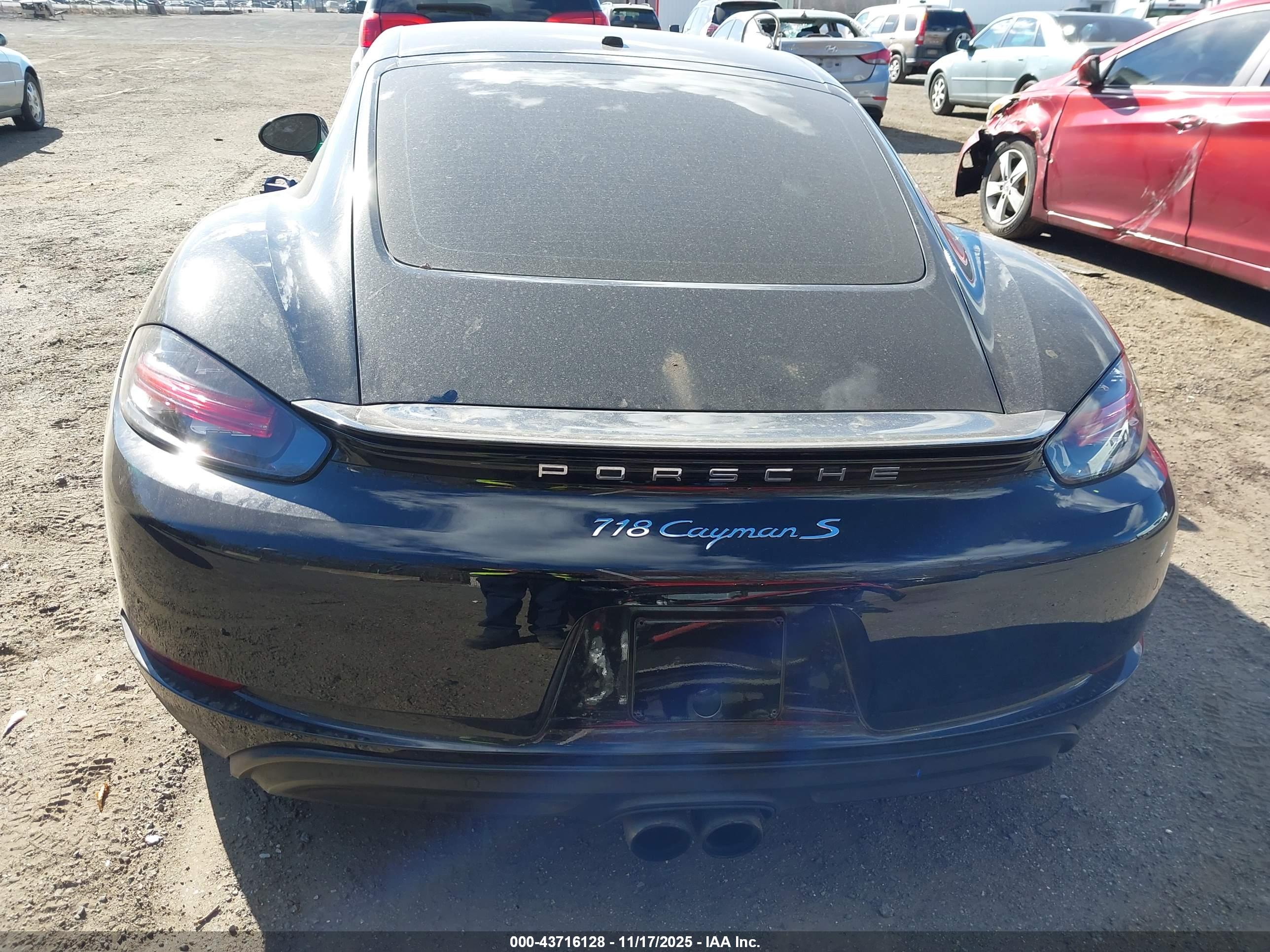 PORSCHE 718 image 8