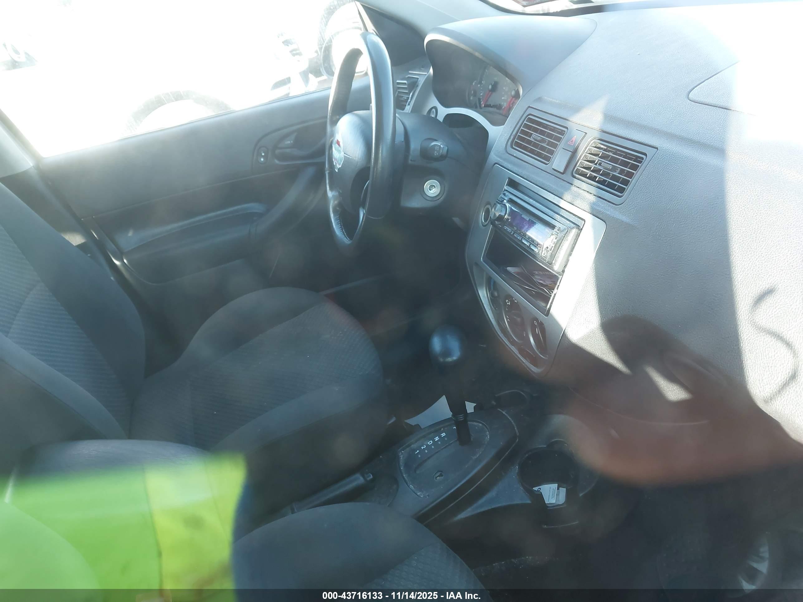 FORD FOCUS image 5