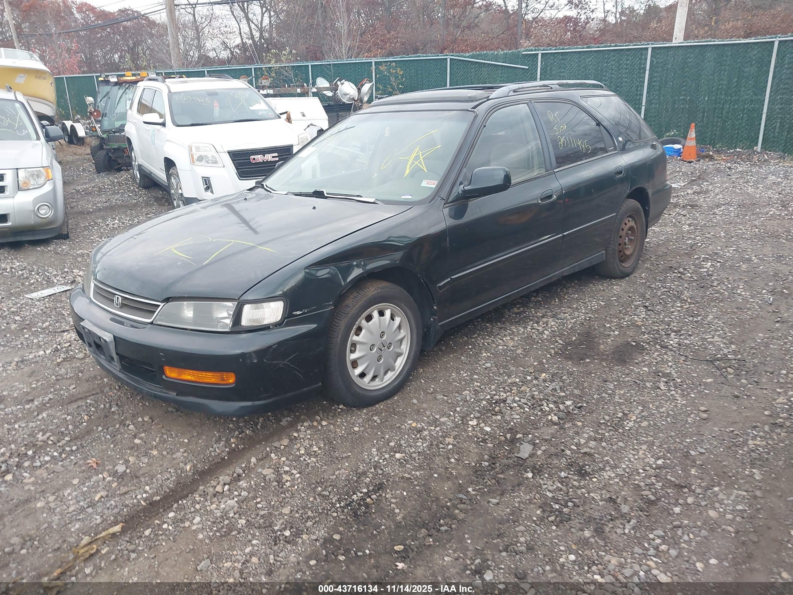 HONDA ACCORD image 2