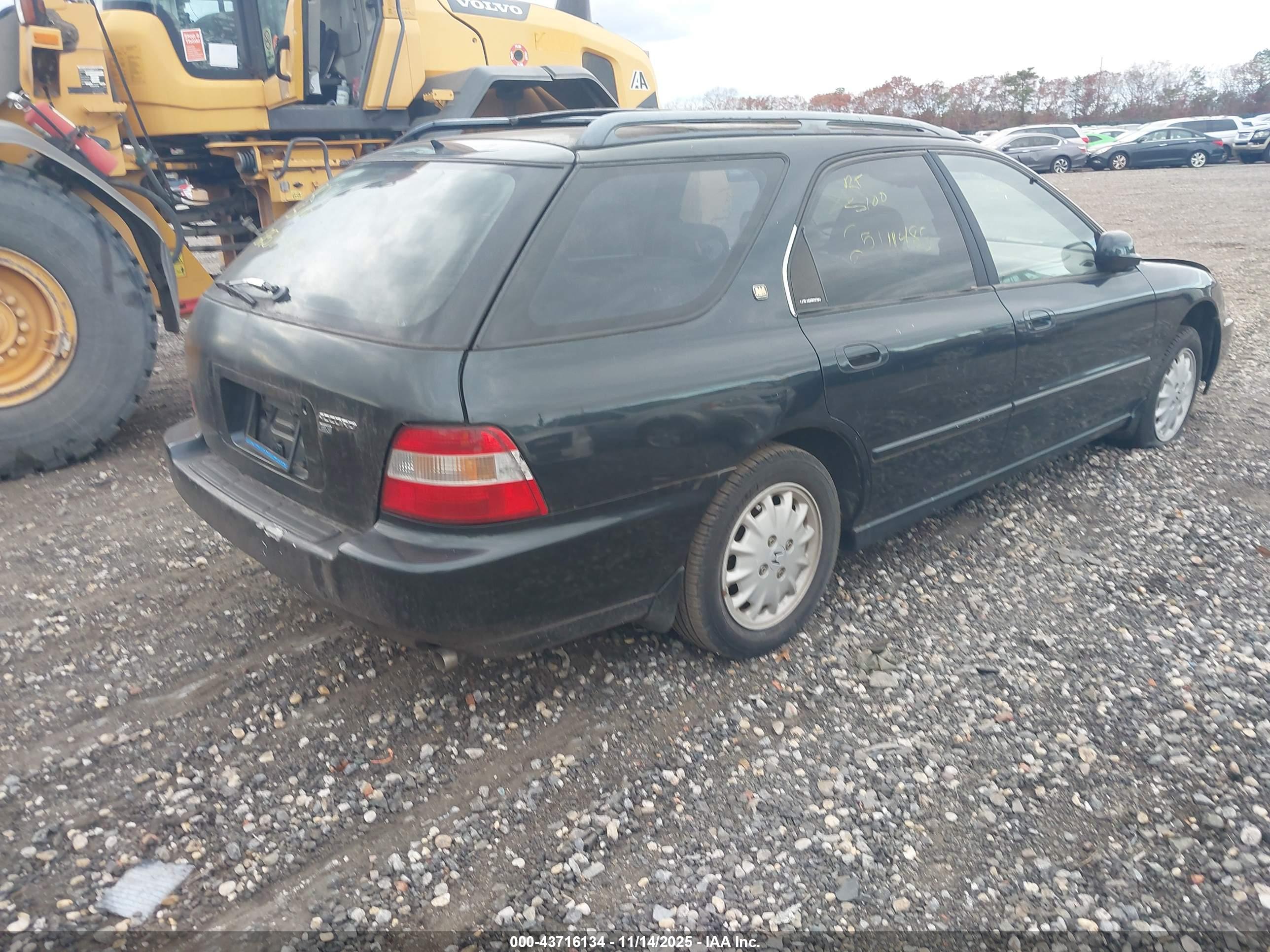 HONDA ACCORD image 4