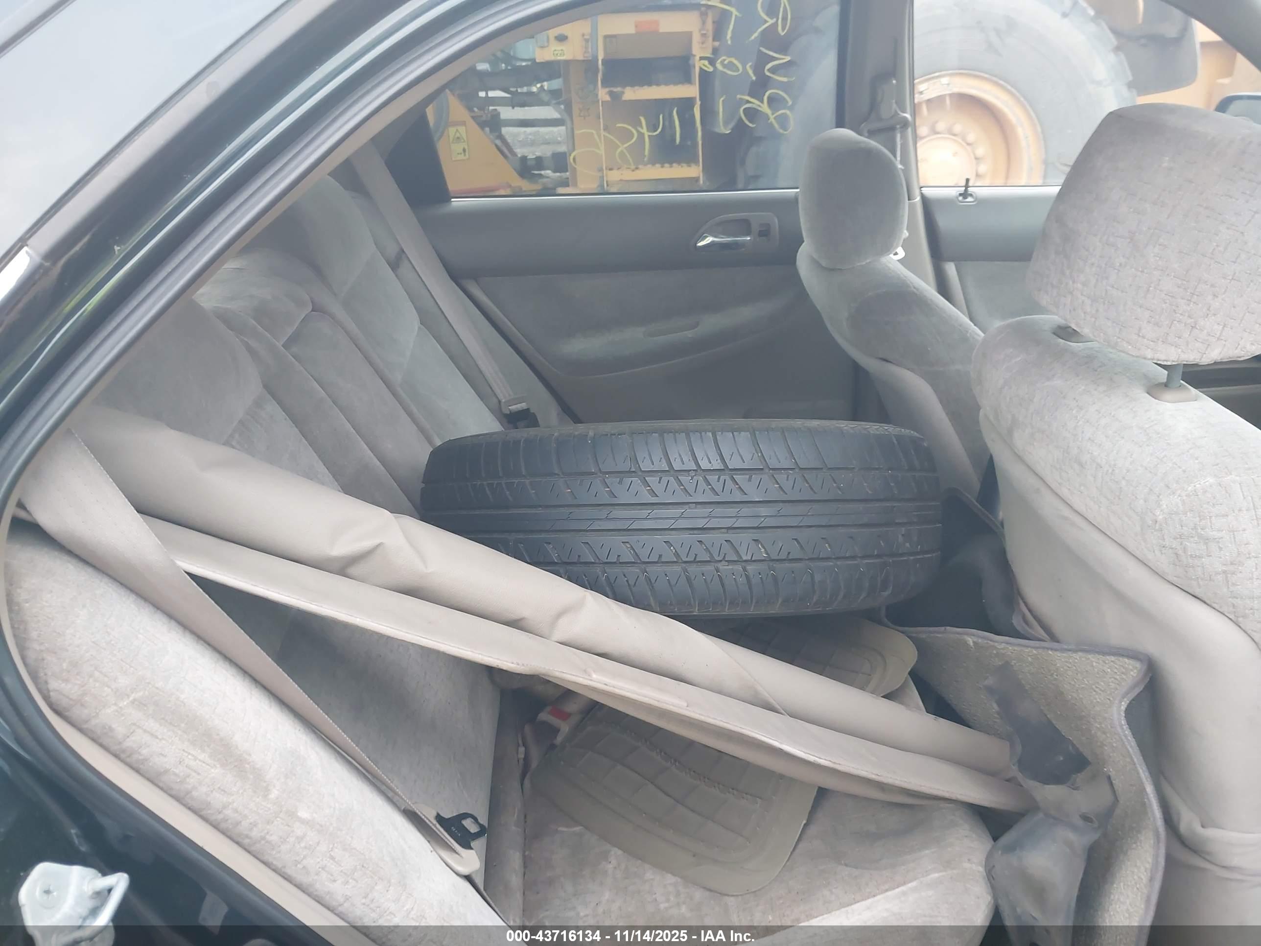 HONDA ACCORD image 8