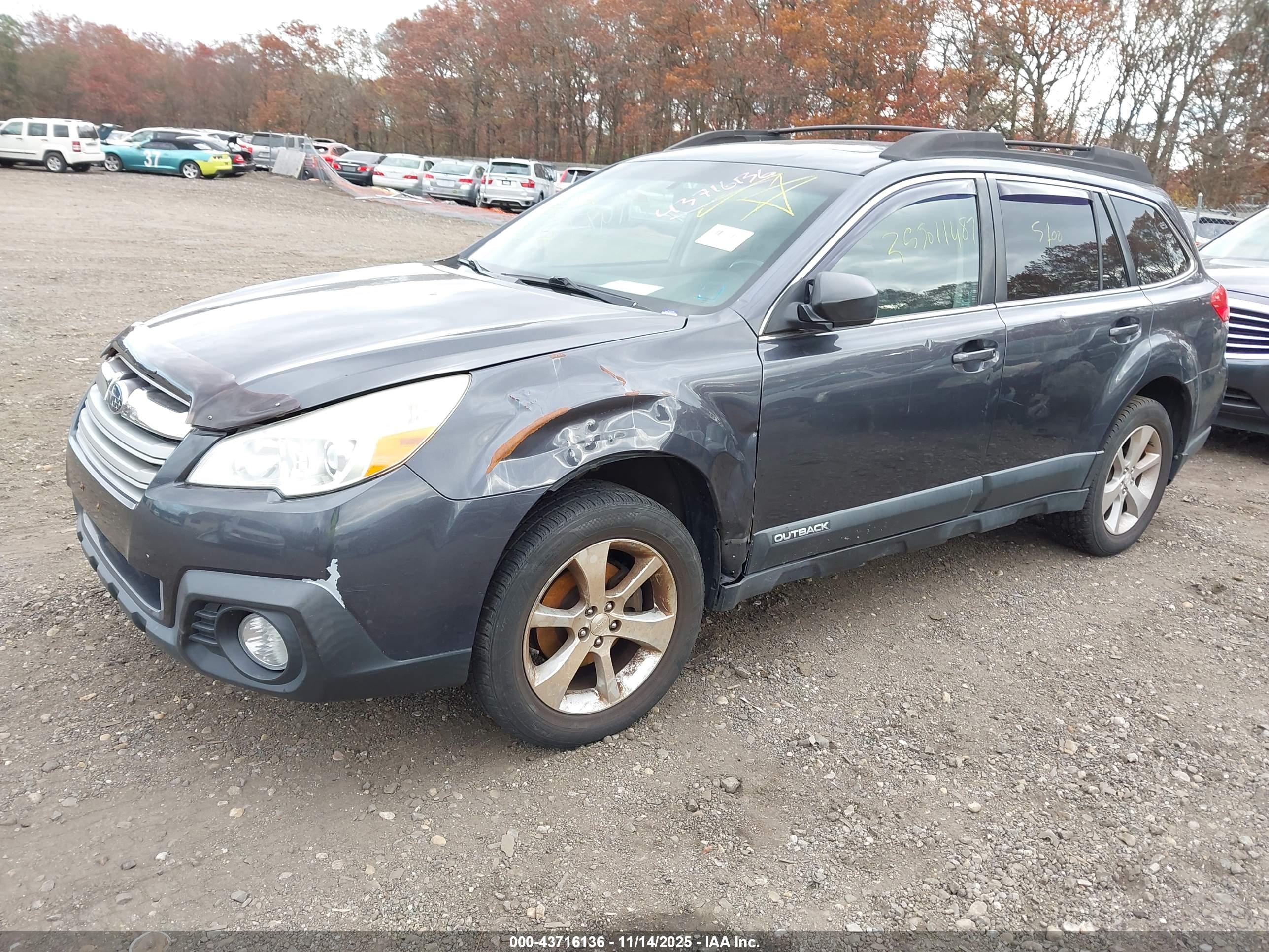 SUBARU OUTBACK image 2