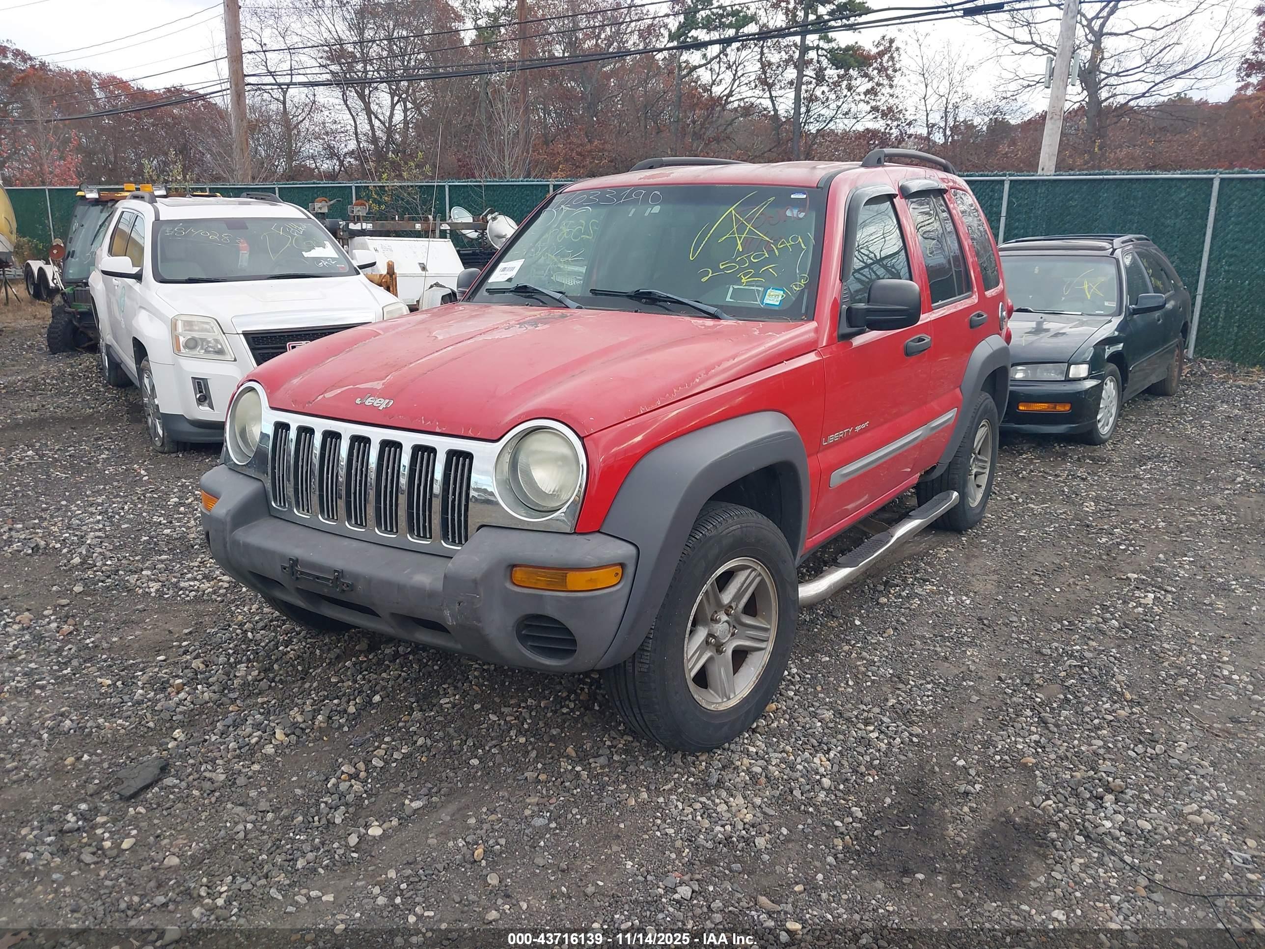 JEEP LIBERTY image 2