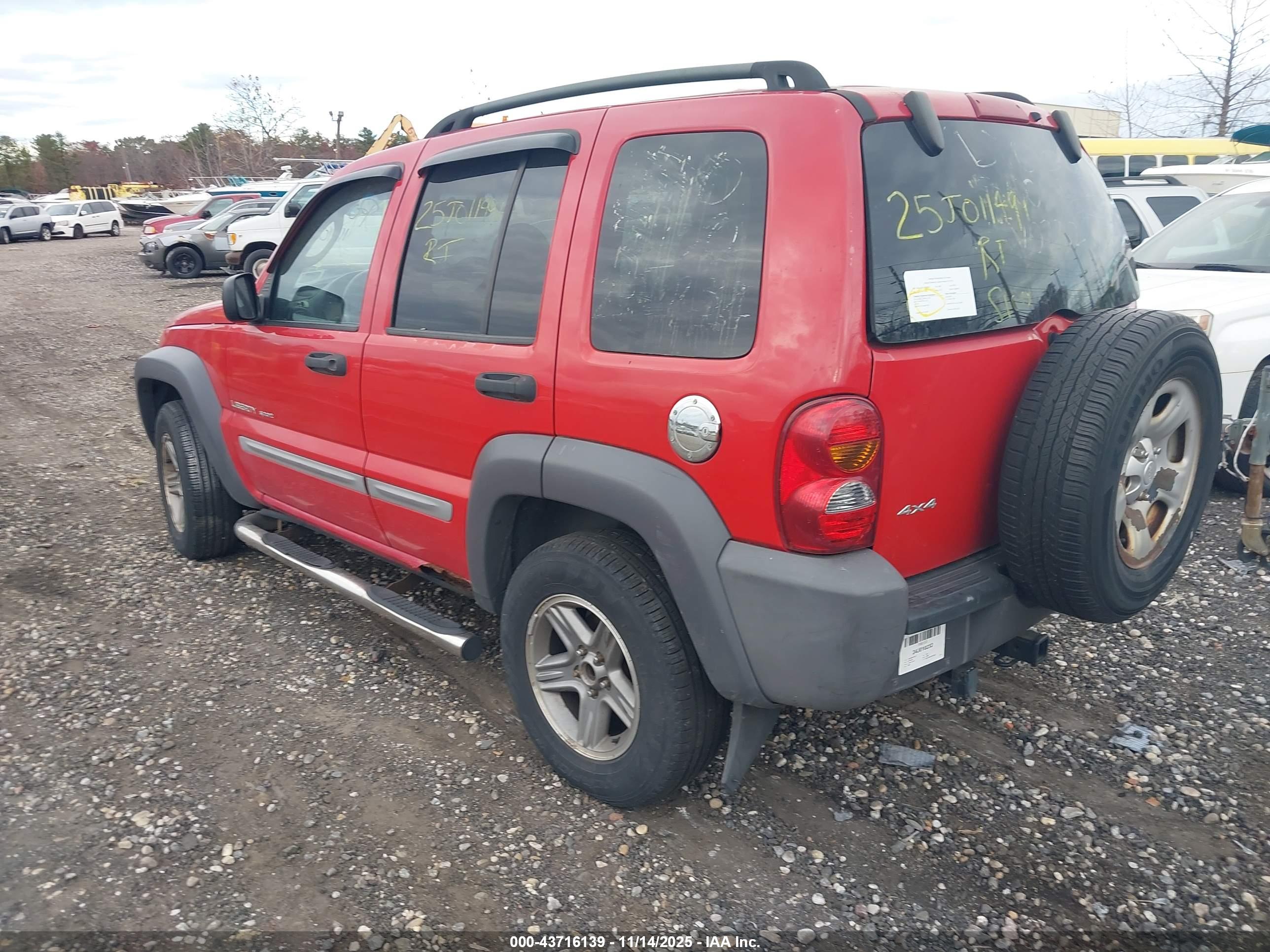 JEEP LIBERTY image 3