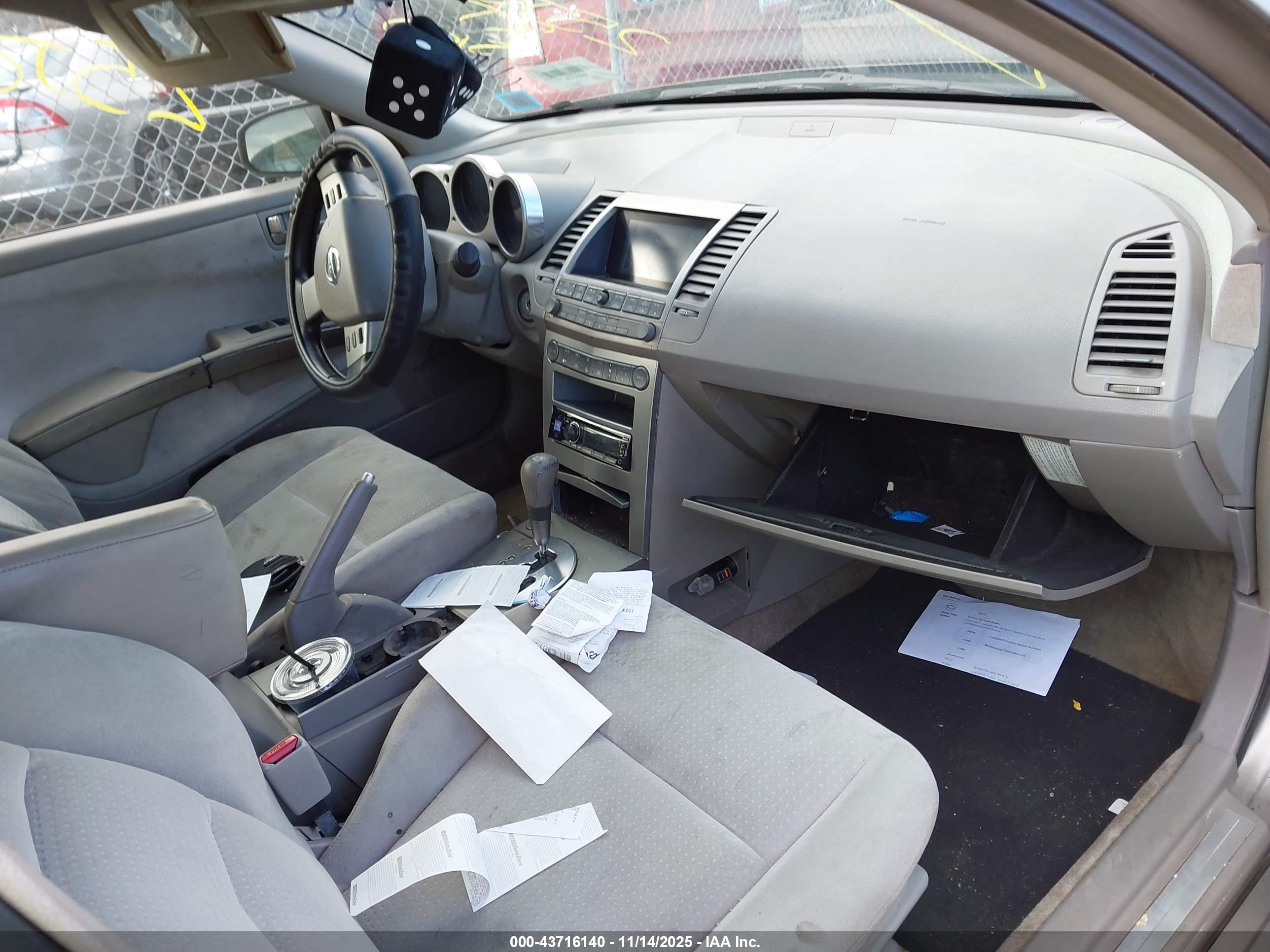 NISSAN MAXIMA image 5
