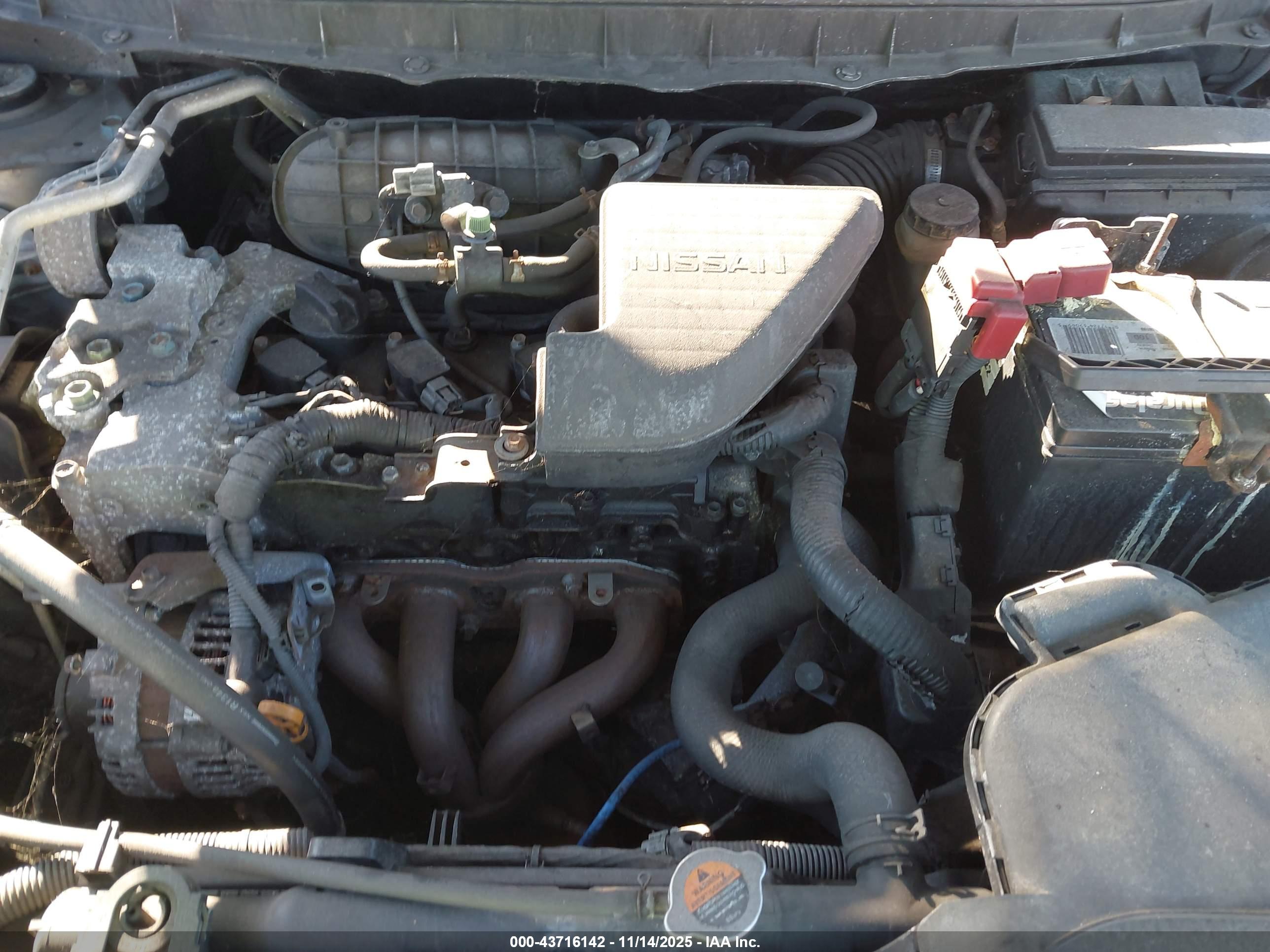 NISSAN ROGUE image 10