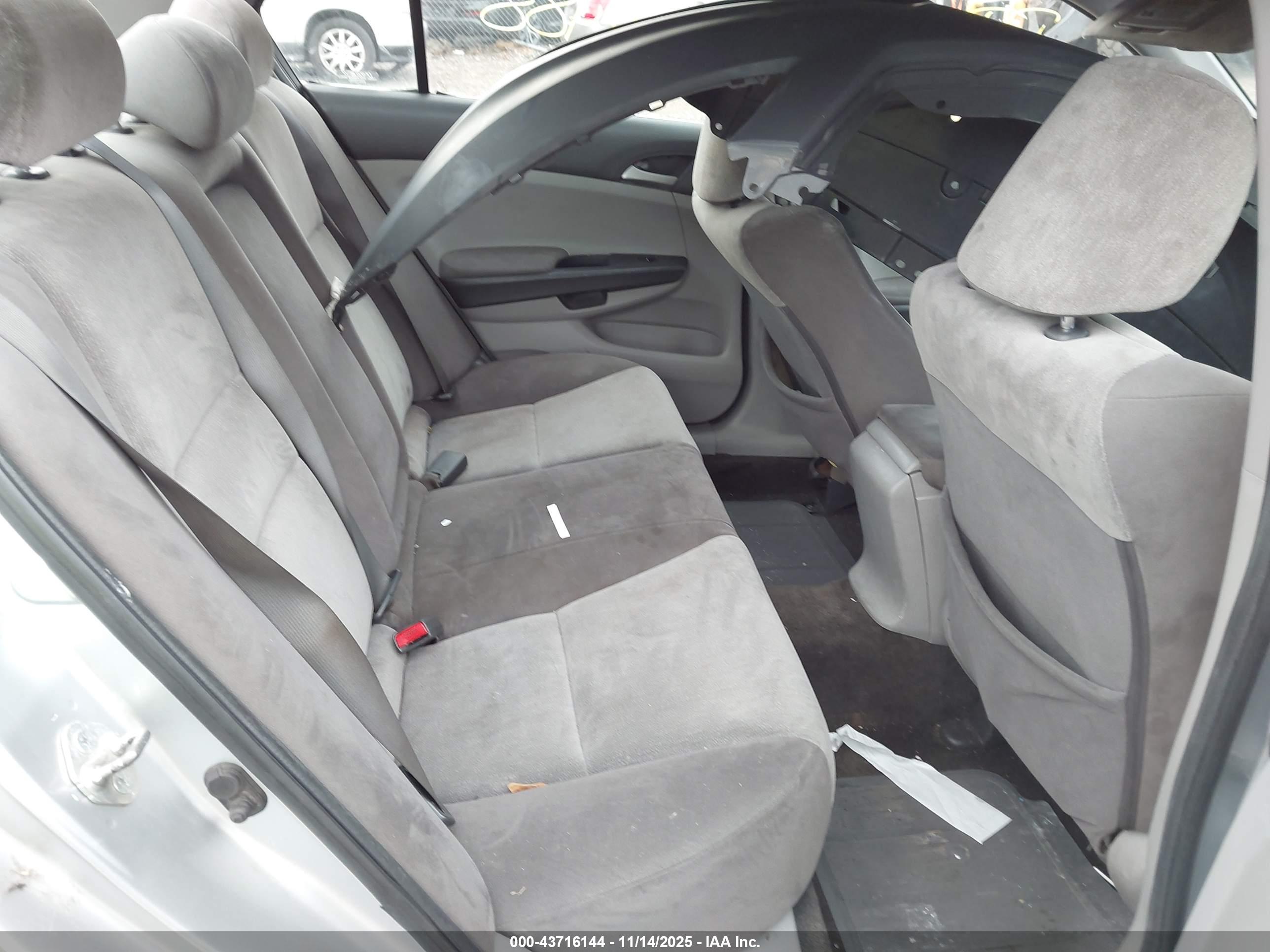 HONDA ACCORD image 8