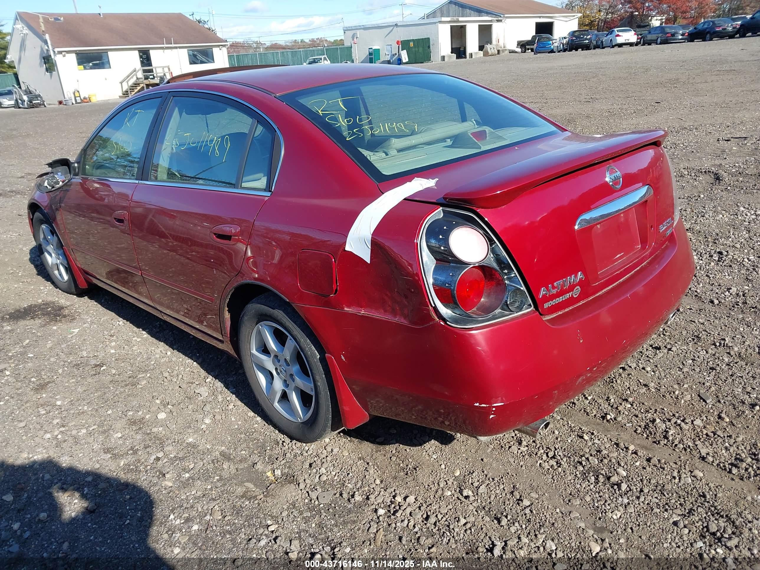 NISSAN ALTIMA image 3
