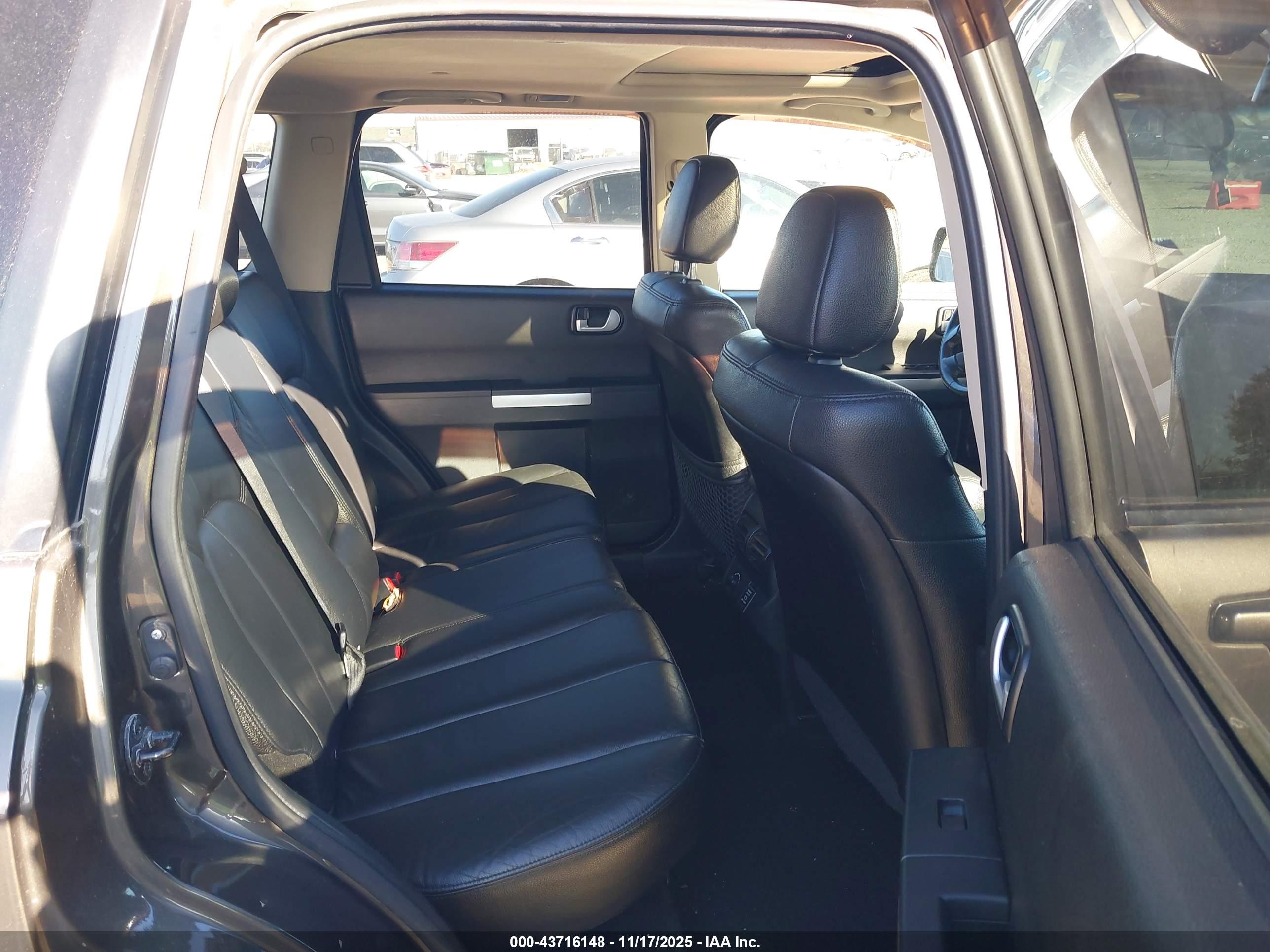MITSUBISHI ENDEAVOR image 8