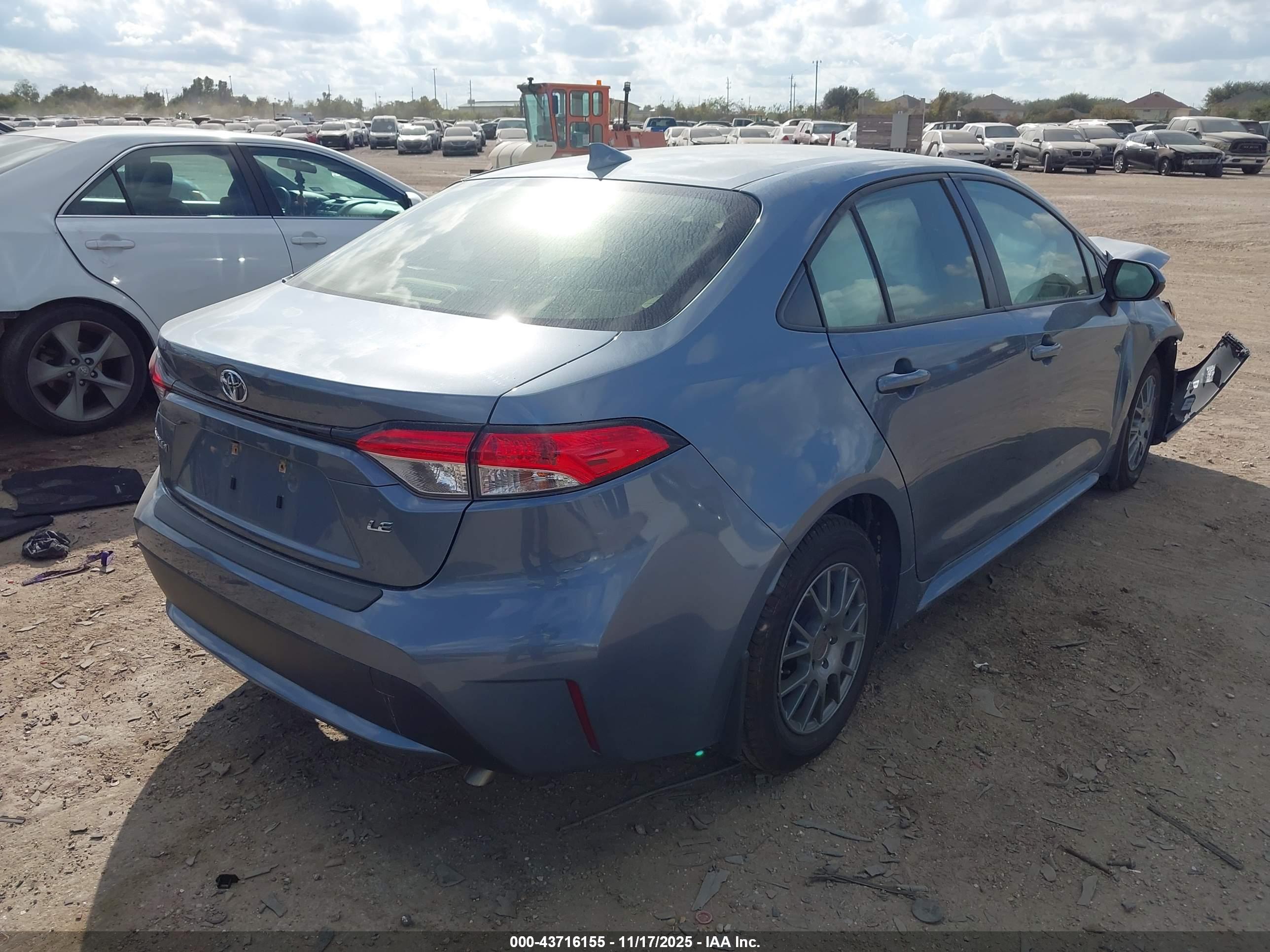 TOYOTA COROLLA image 4