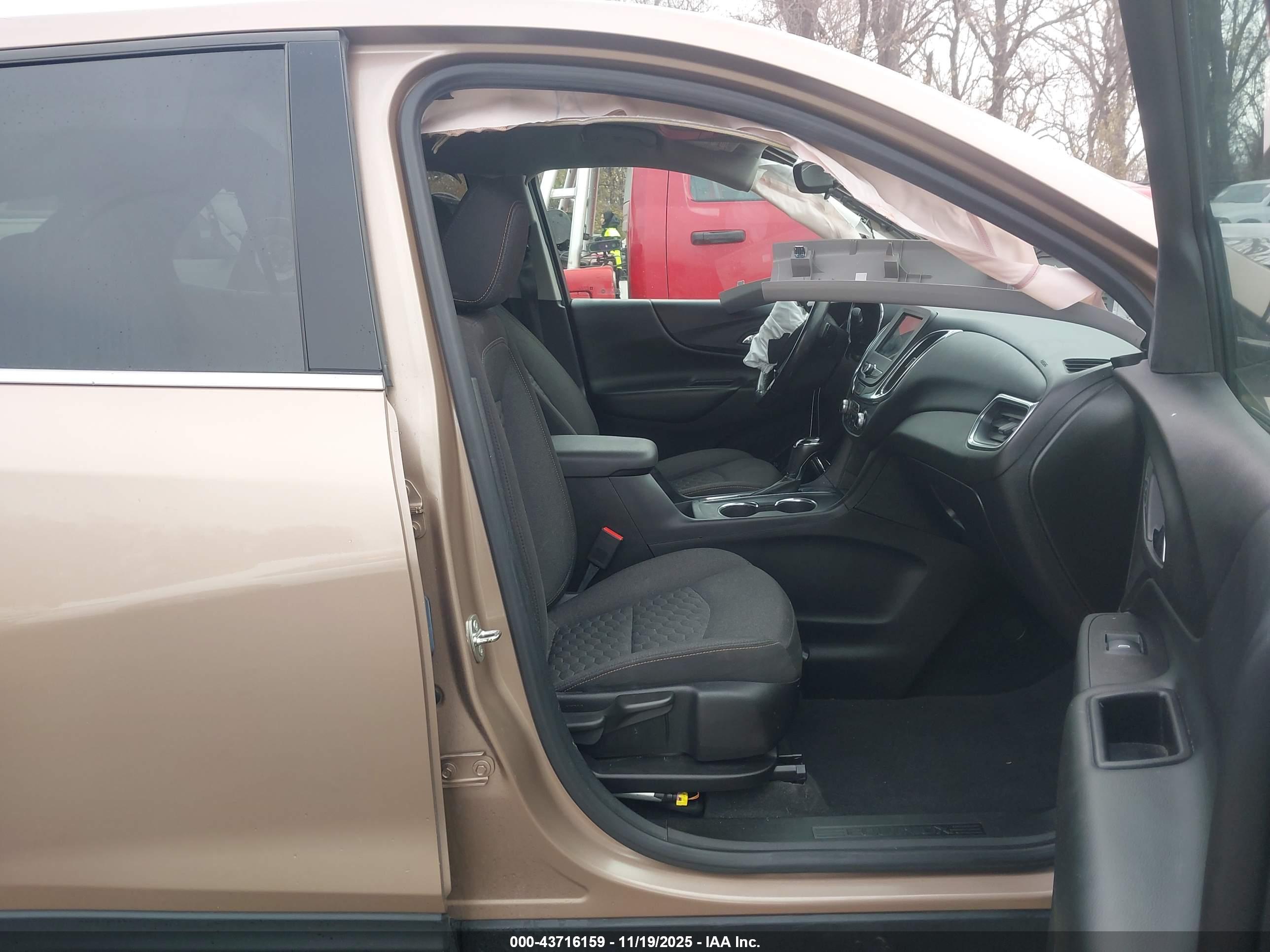 CHEVROLET EQUINOX image 5
