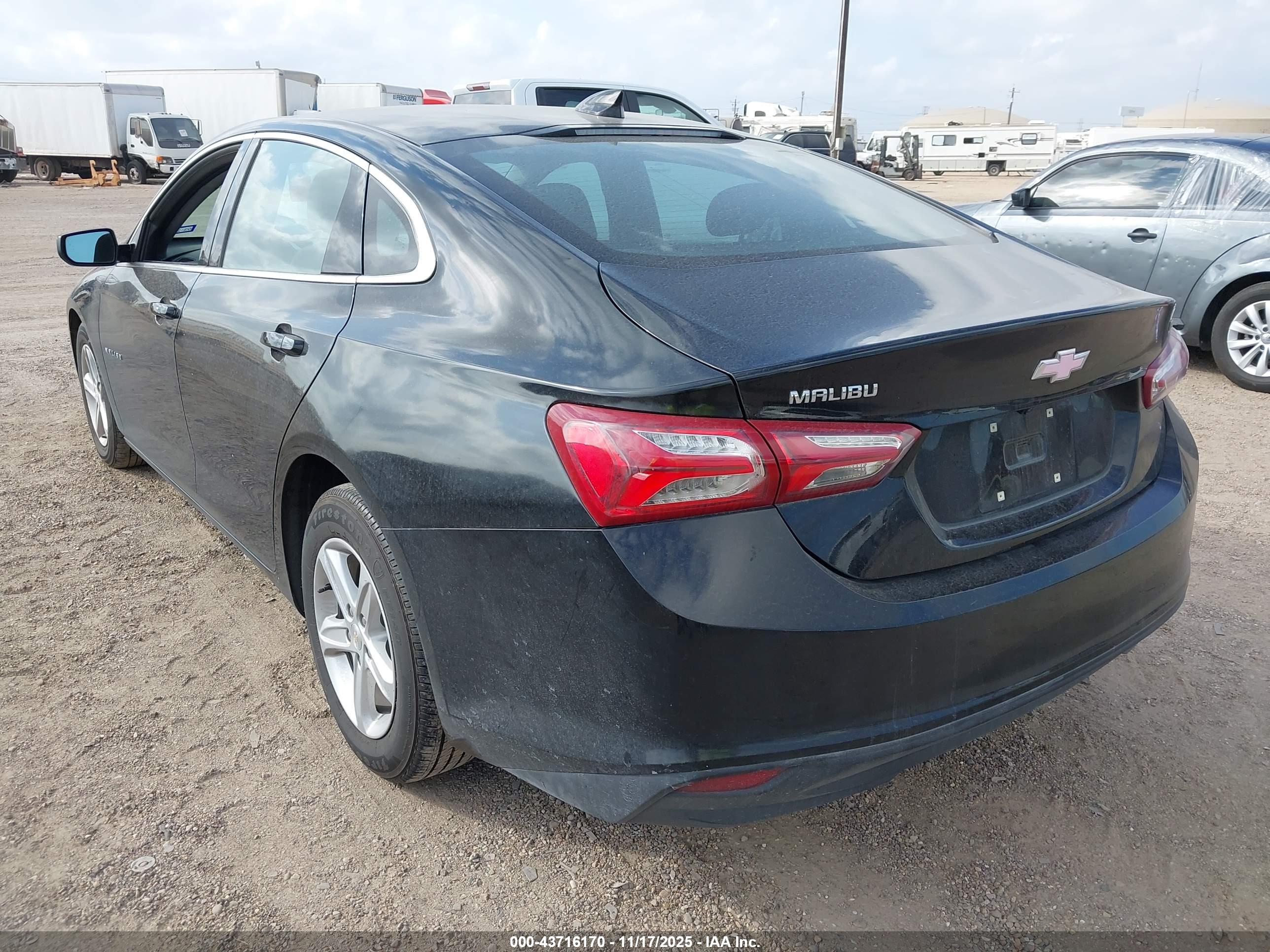 CHEVROLET MALIBU image 3
