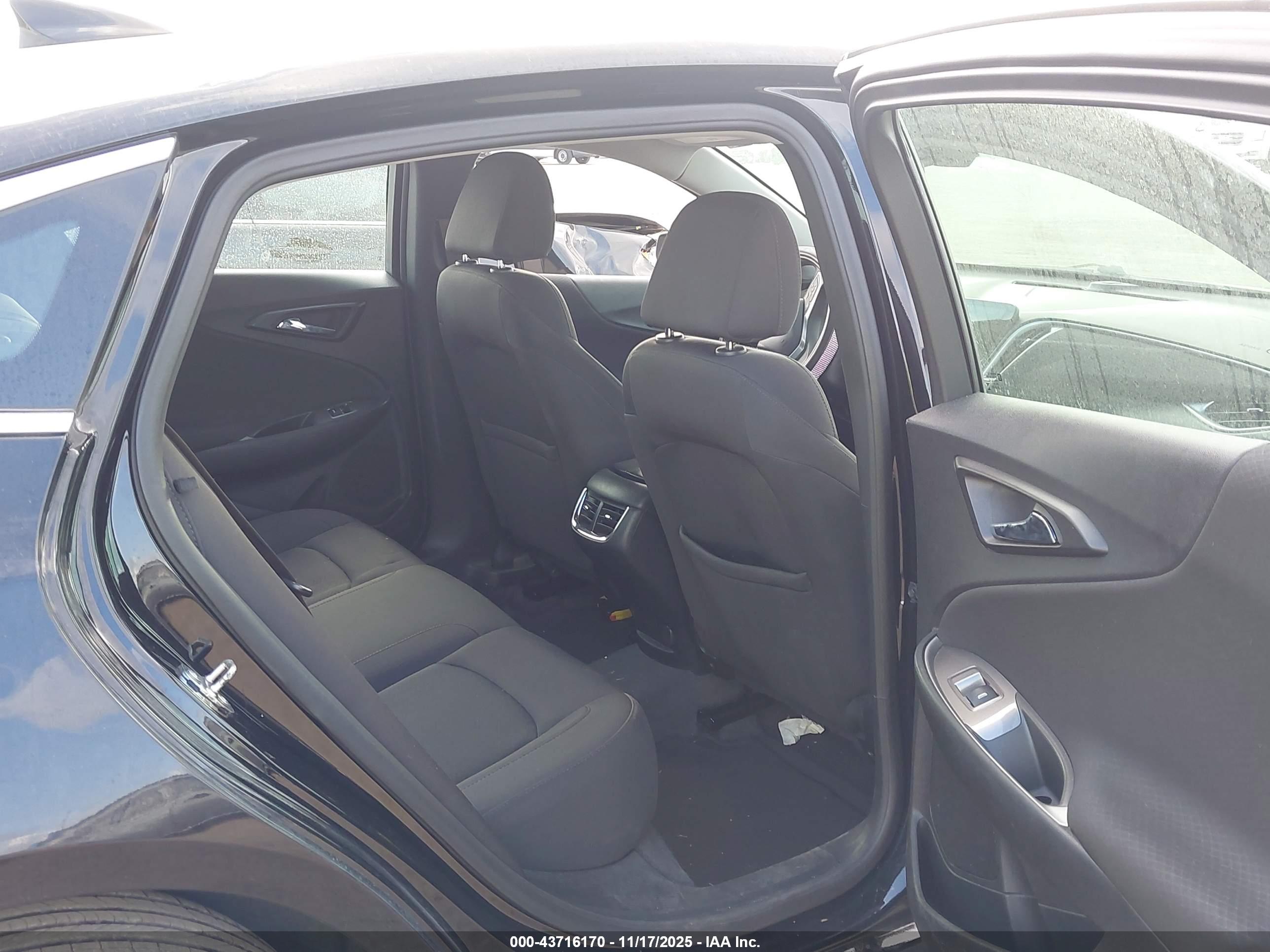 CHEVROLET MALIBU image 8