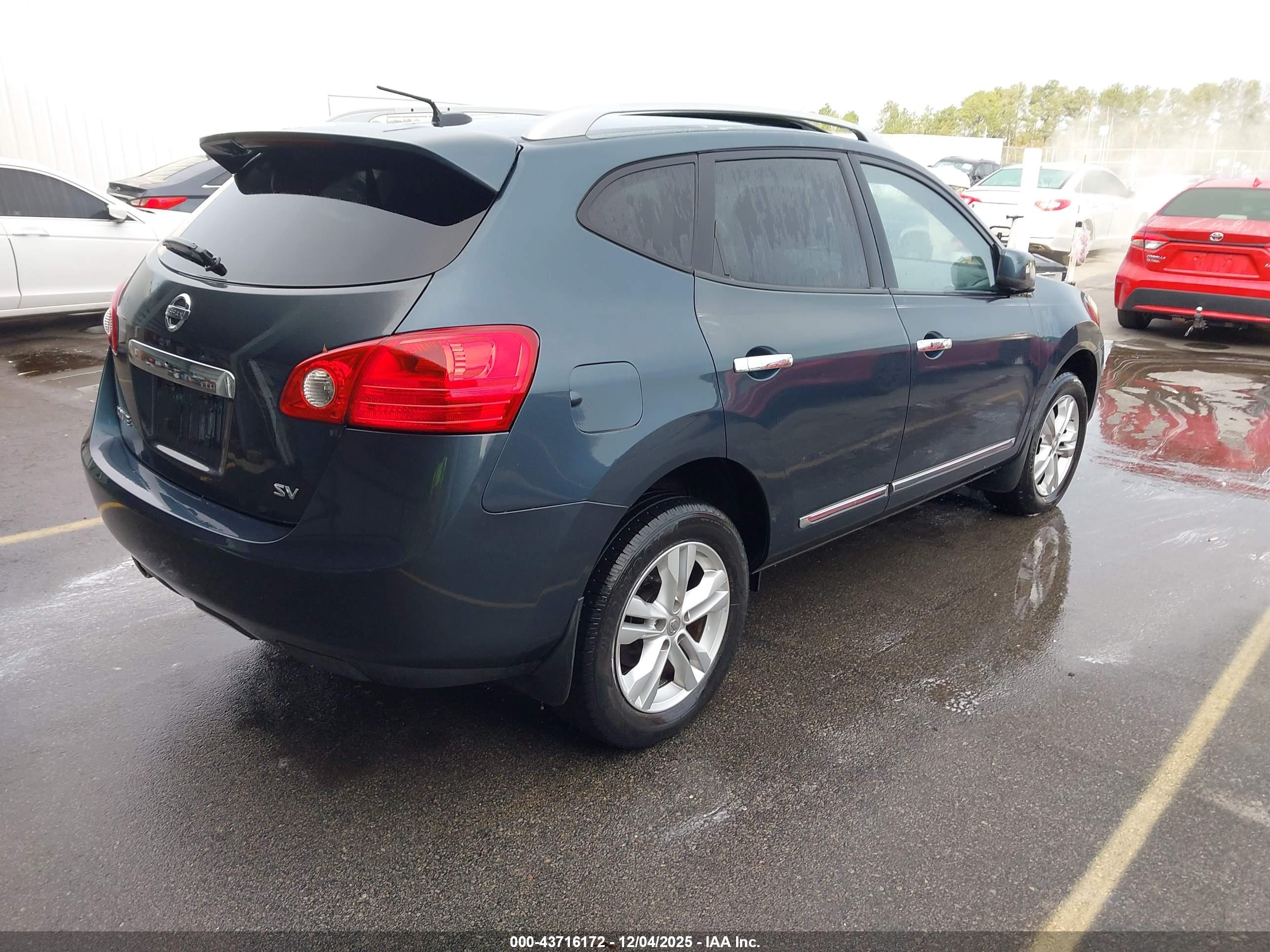 NISSAN ROGUE image 4