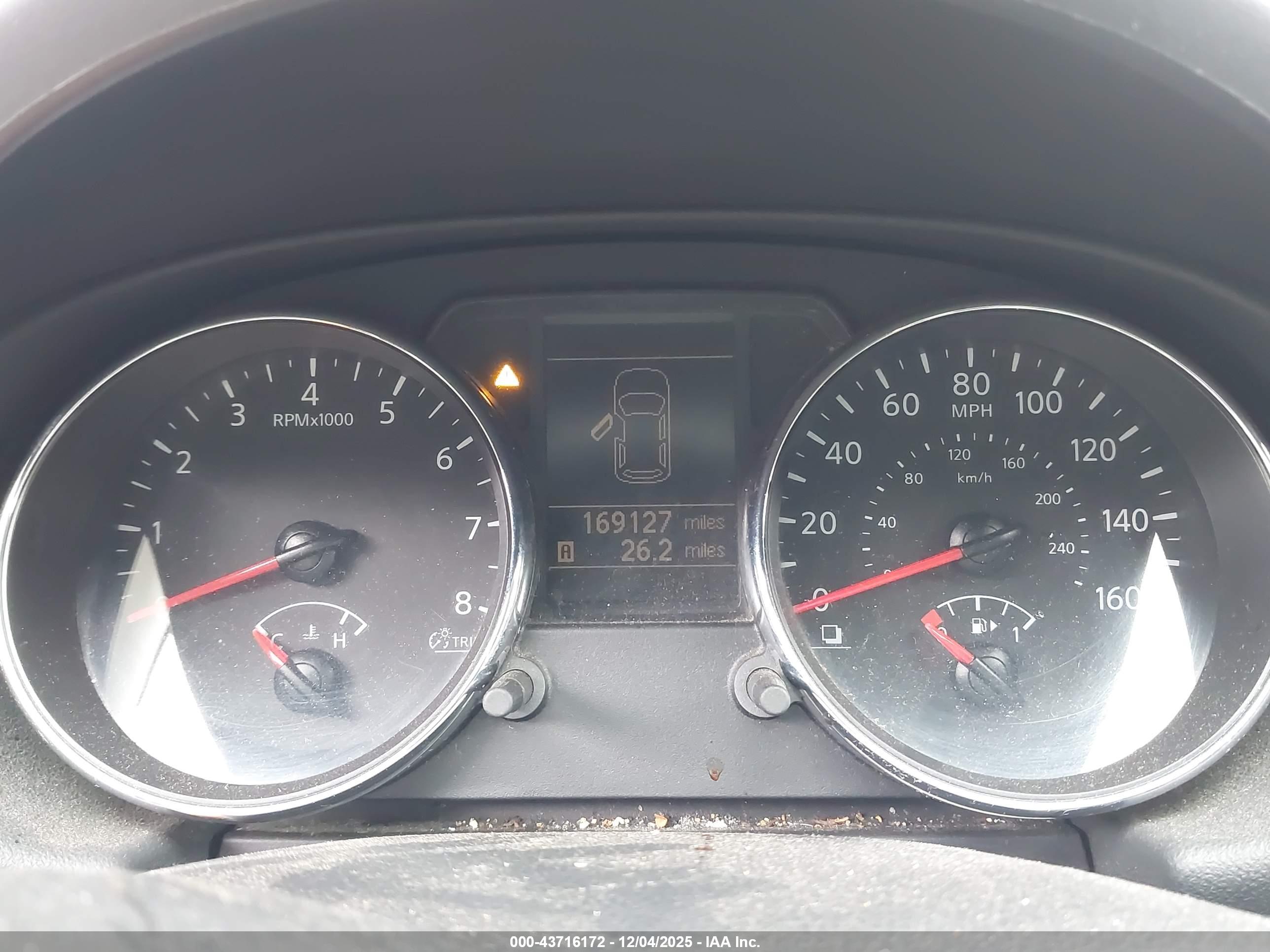 NISSAN ROGUE image 7