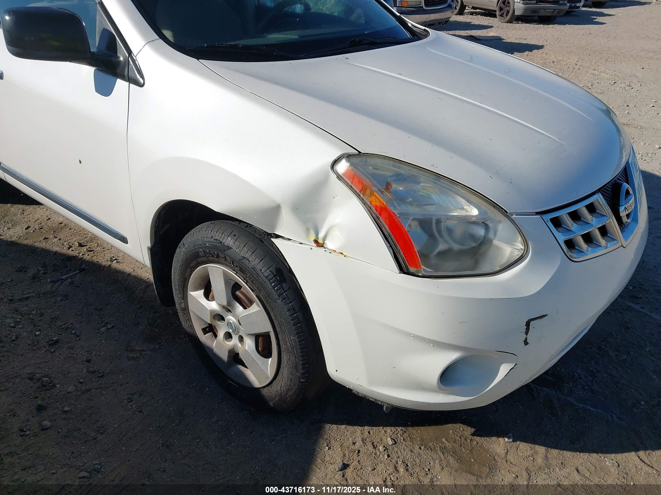 NISSAN ROGUE image 6