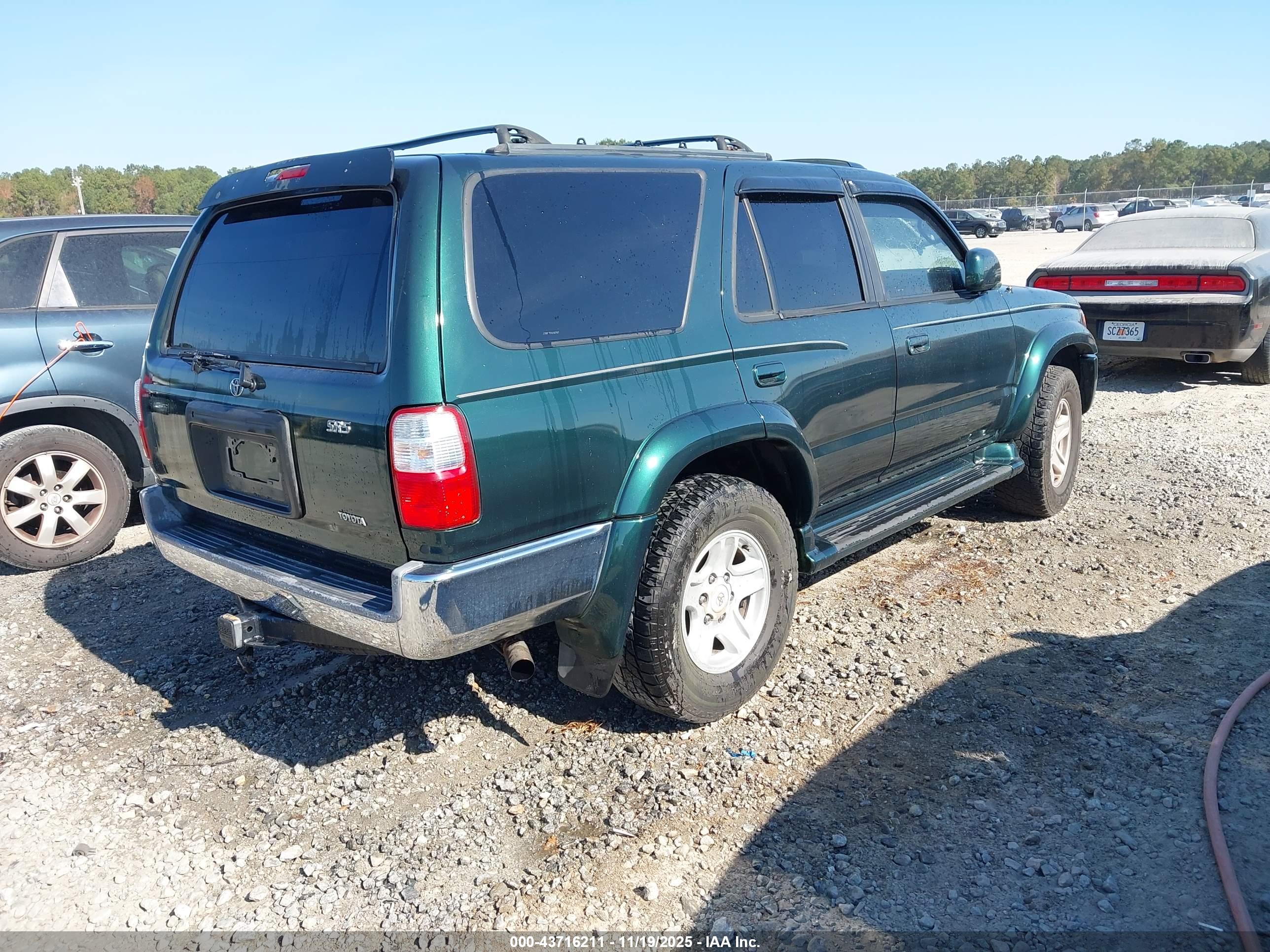TOYOTA 4RUNNER image 4