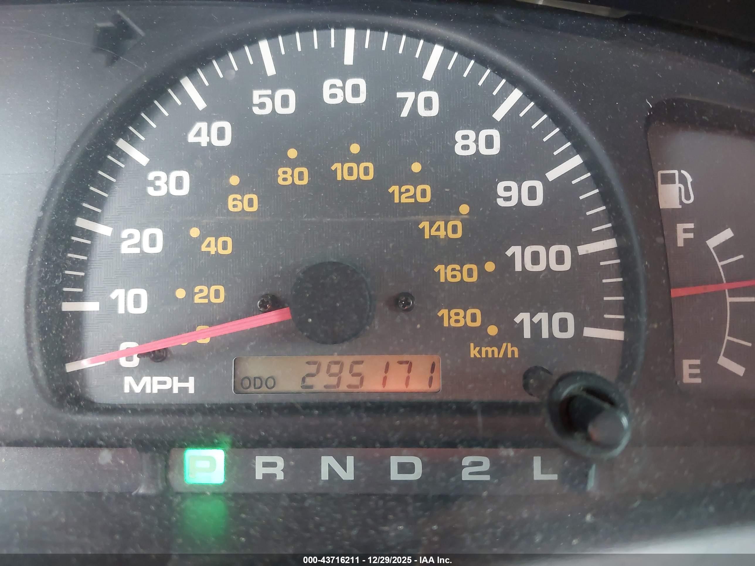 TOYOTA 4RUNNER image 7