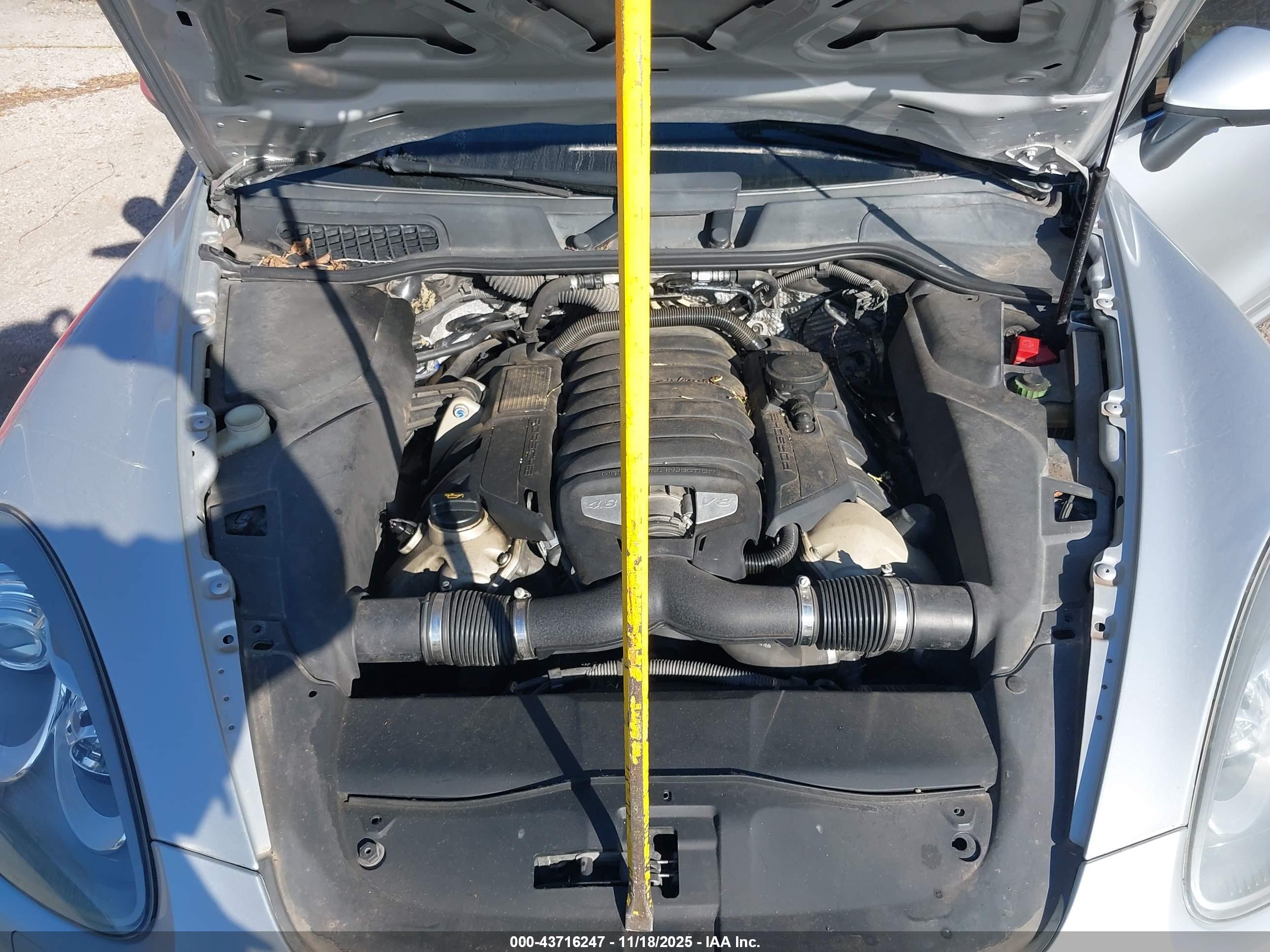 PORSCHE CAYENNE image 10